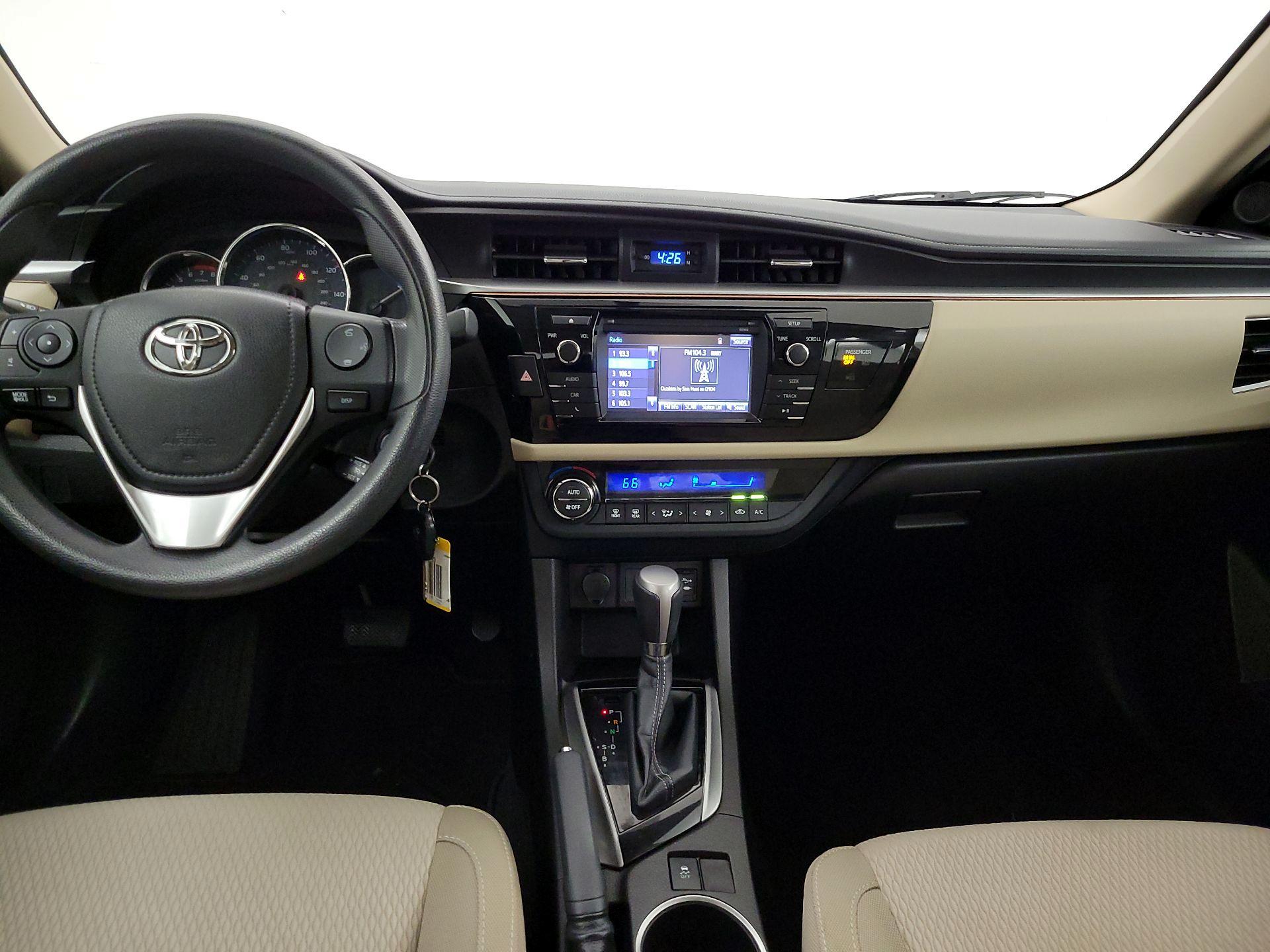Thumbnail: 2015 Toyota Corolla - 9