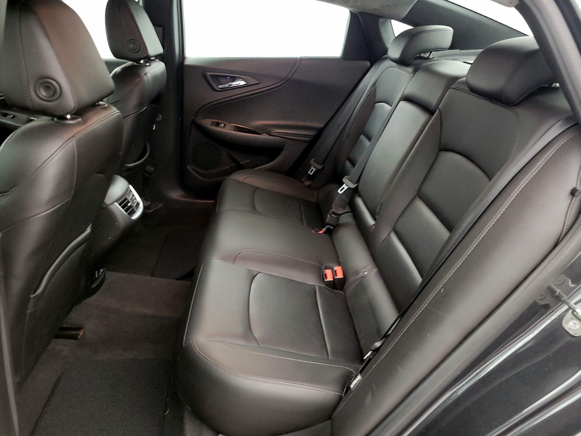 Thumbnail: 2016 Chevrolet Malibu - 19