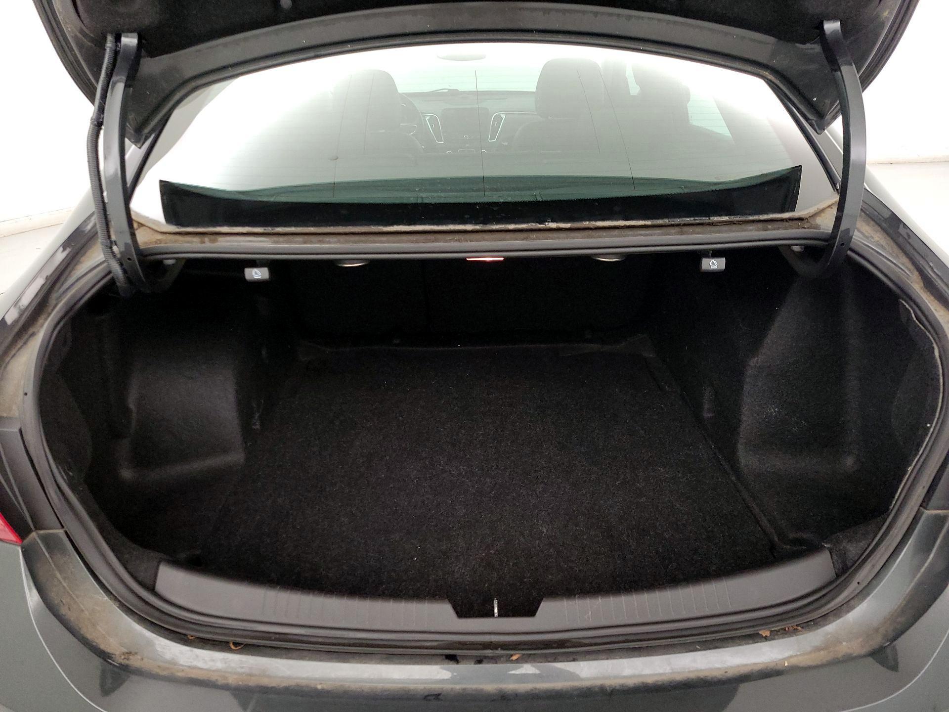 Thumbnail: 2016 Chevrolet Malibu - 20