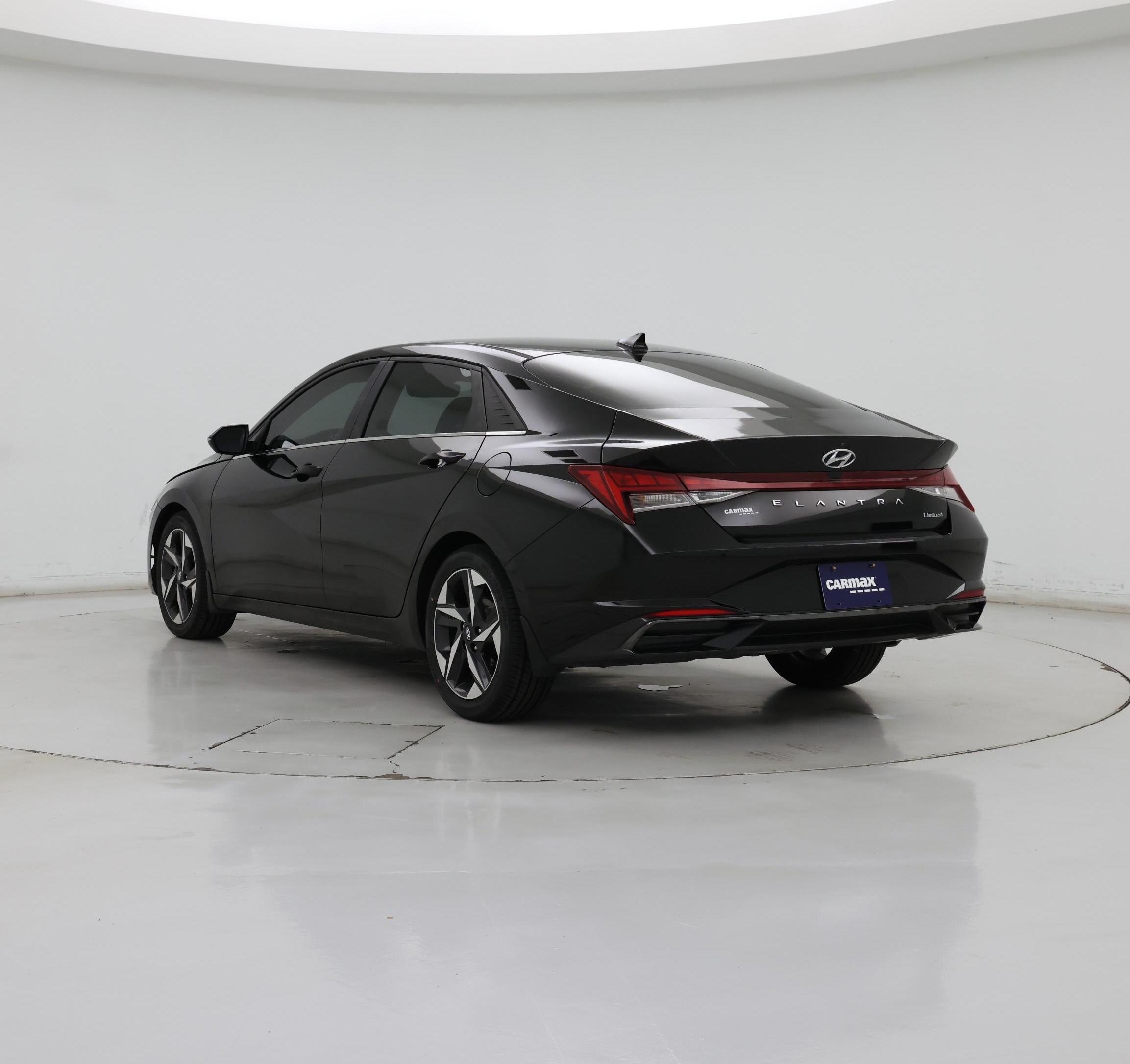 Thumbnail: 2023 Hyundai Elantra - 2