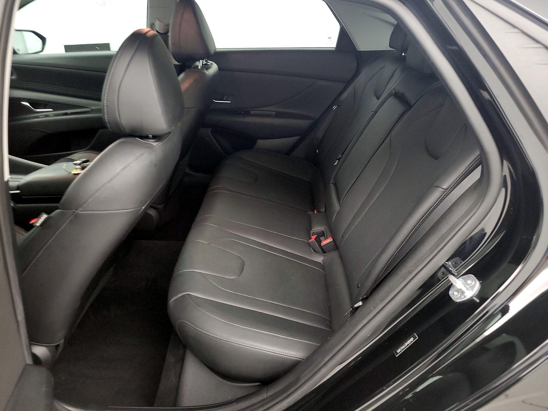 Thumbnail: 2023 Hyundai Elantra - 20