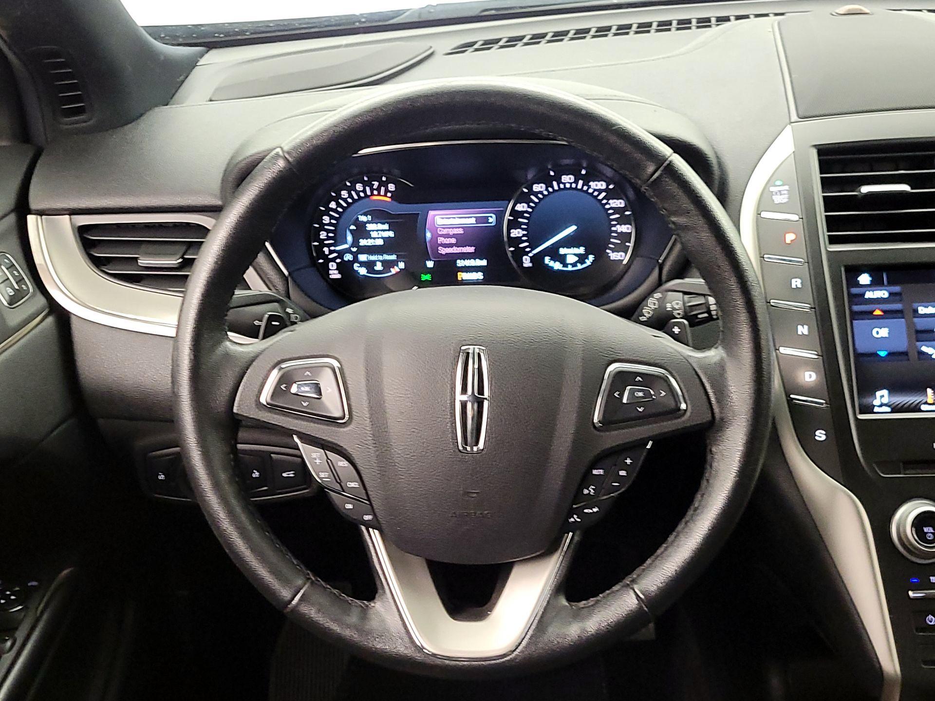 Thumbnail: 2017 Lincoln MKC - 10