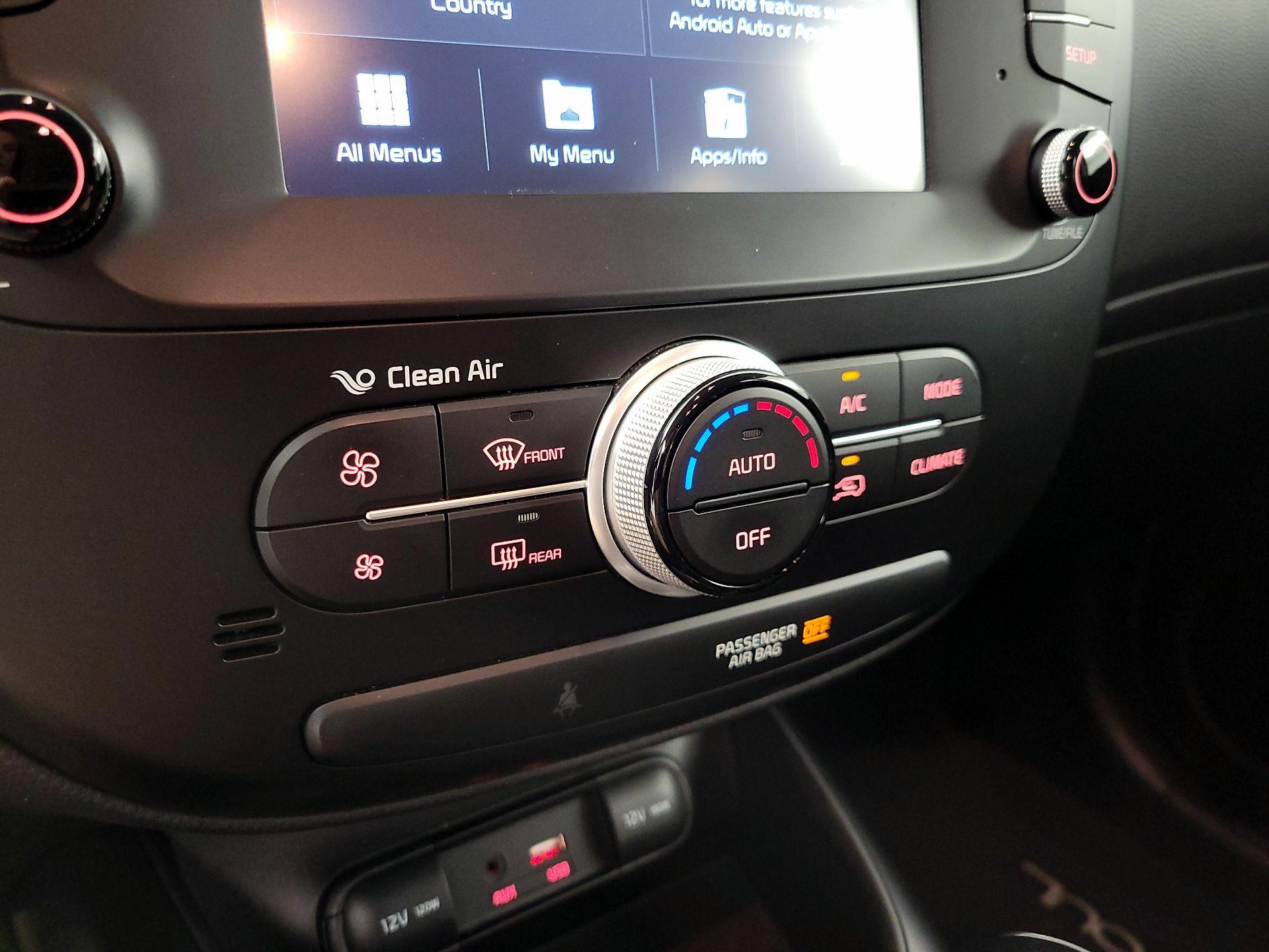 Thumbnail: 2018 Kia Soul - 15