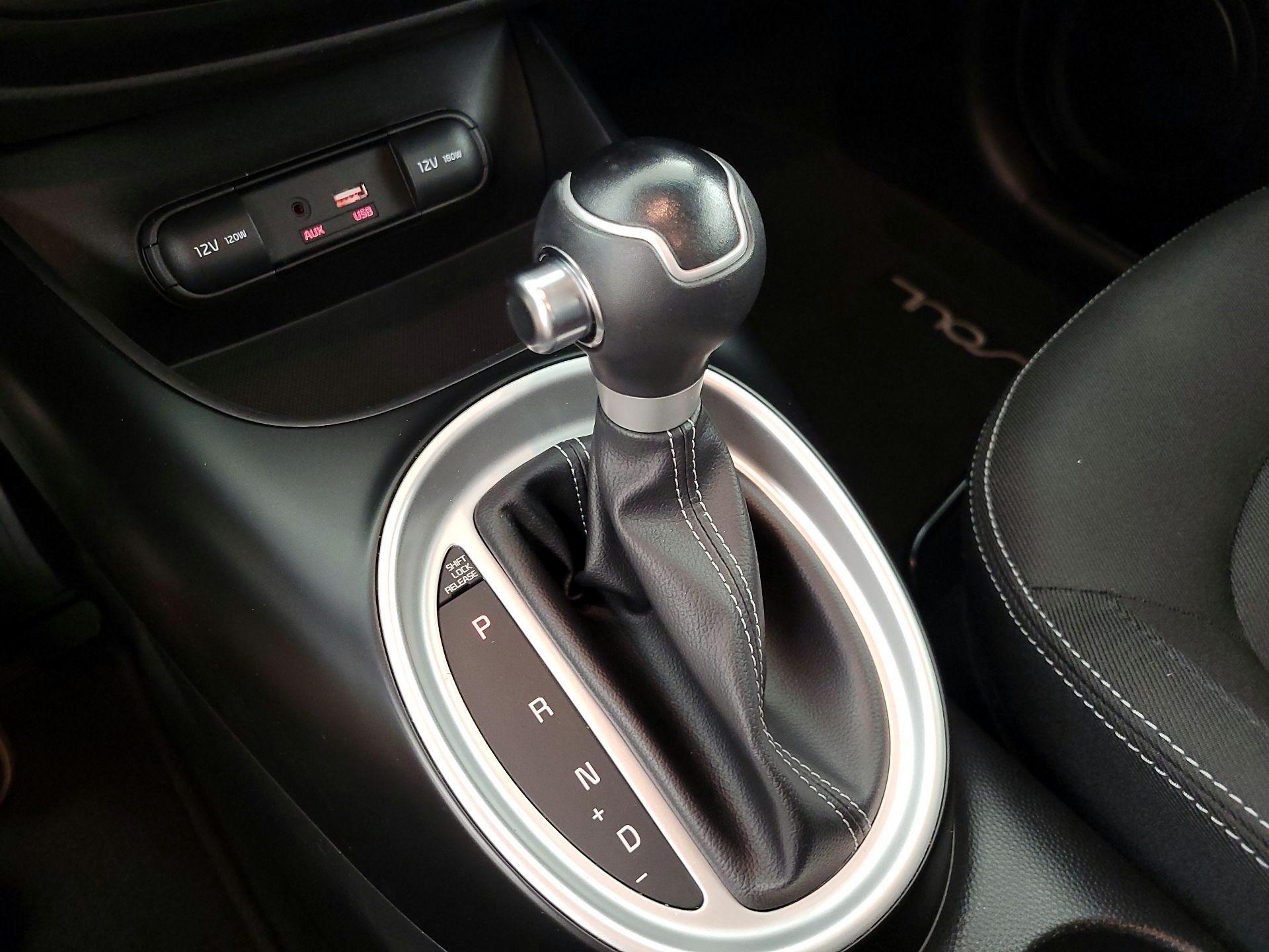 Thumbnail: 2018 Kia Soul - 16