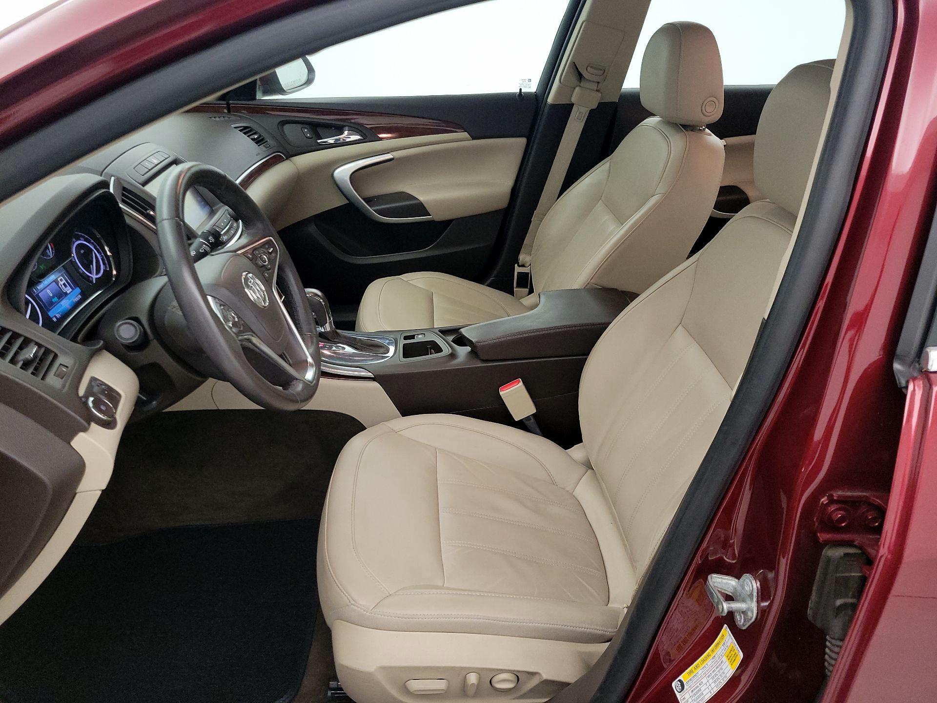 Thumbnail: 2017 Buick Regal - 11