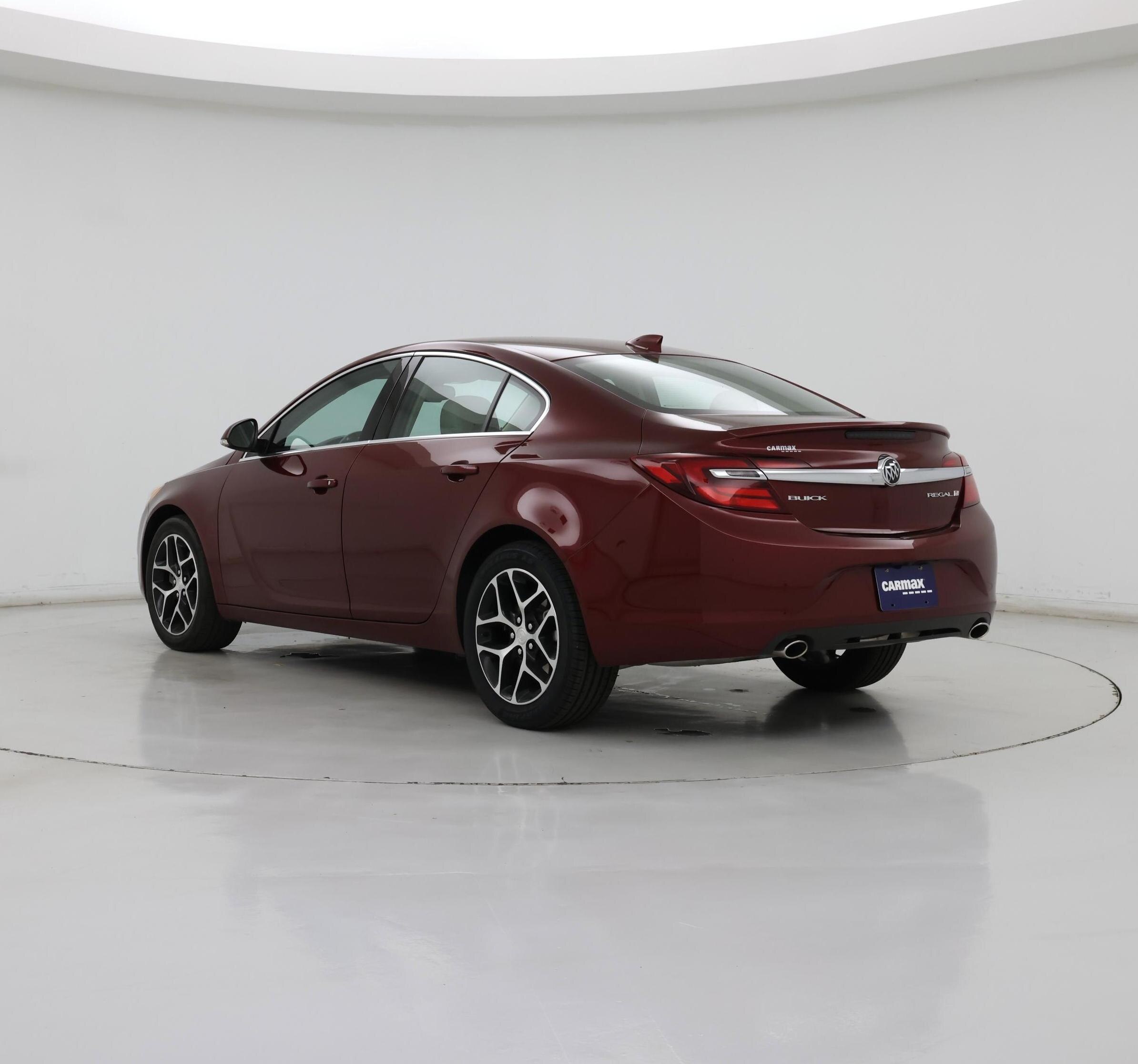 Thumbnail: 2017 Buick Regal - 2
