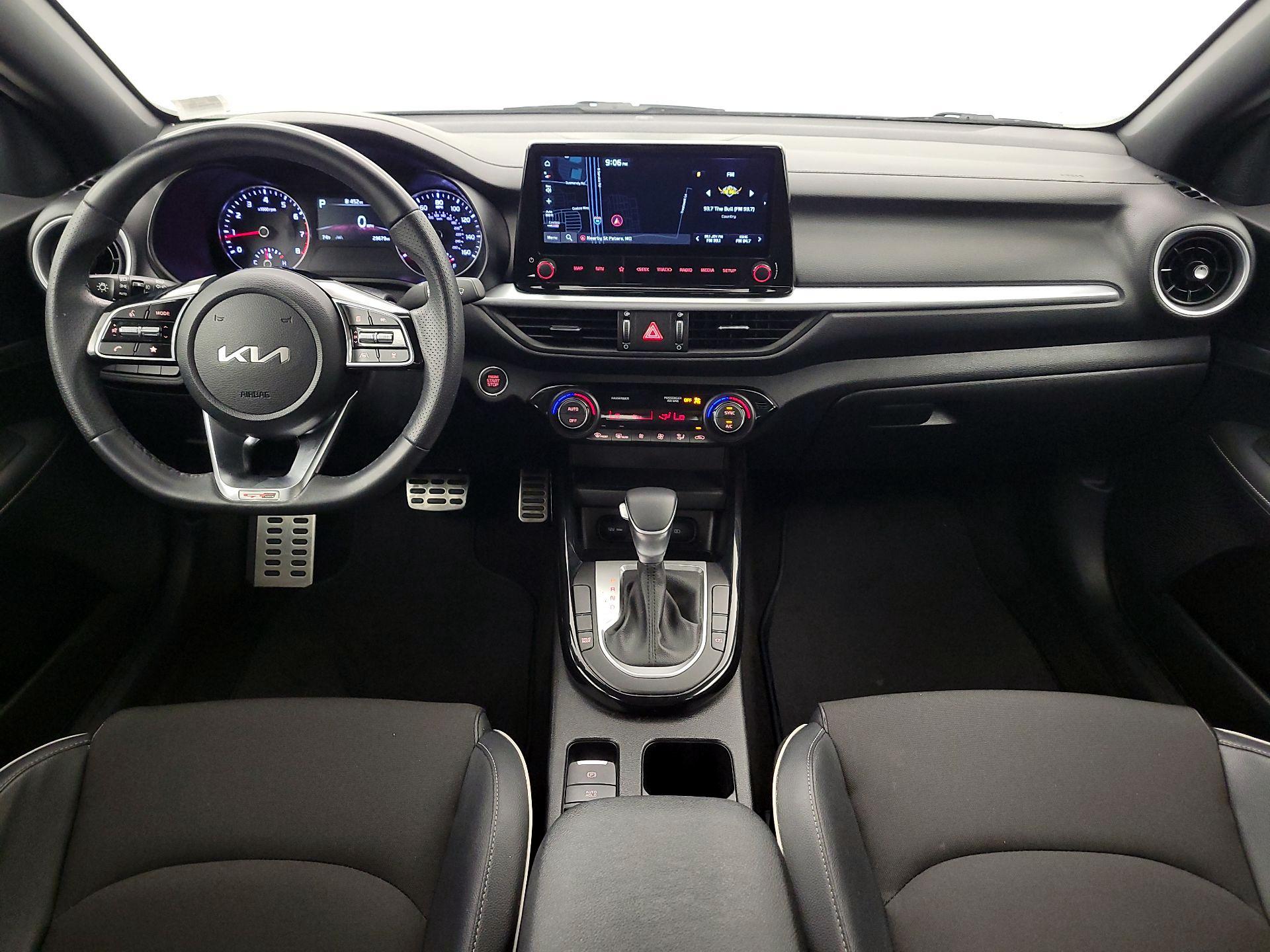 Thumbnail: 2024 Kia Forte - 9