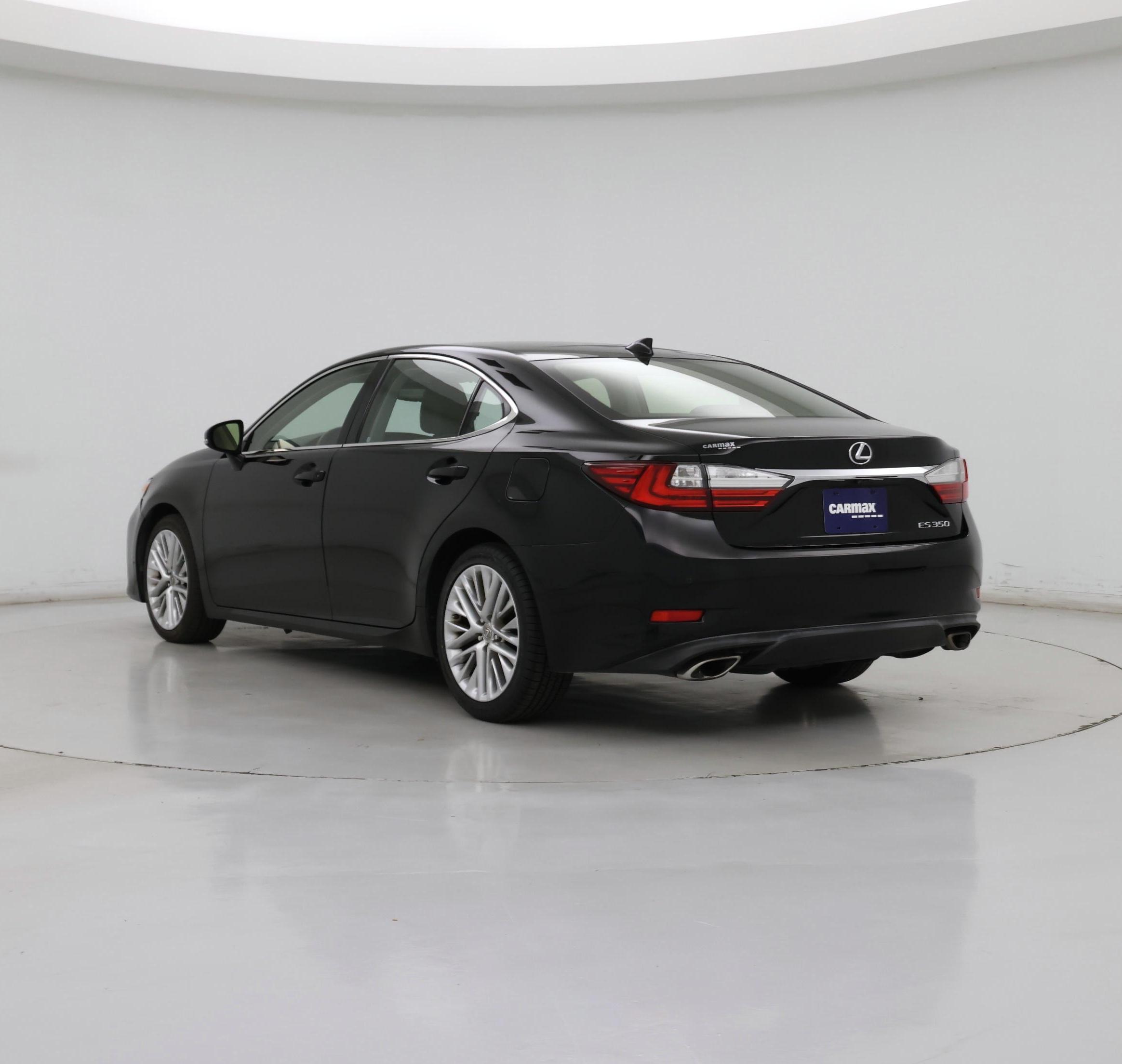 Thumbnail: 2016 Lexus ES - 2