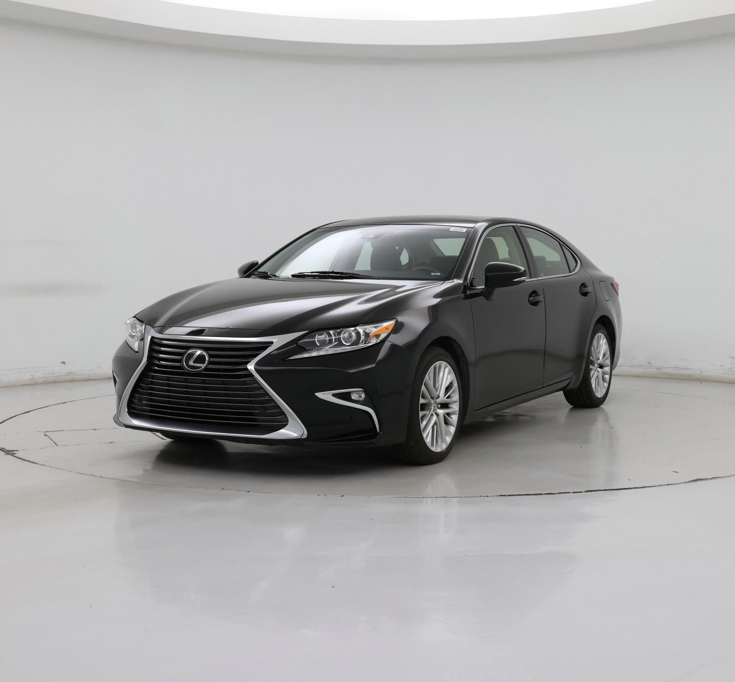 Thumbnail: 2016 Lexus ES - 4