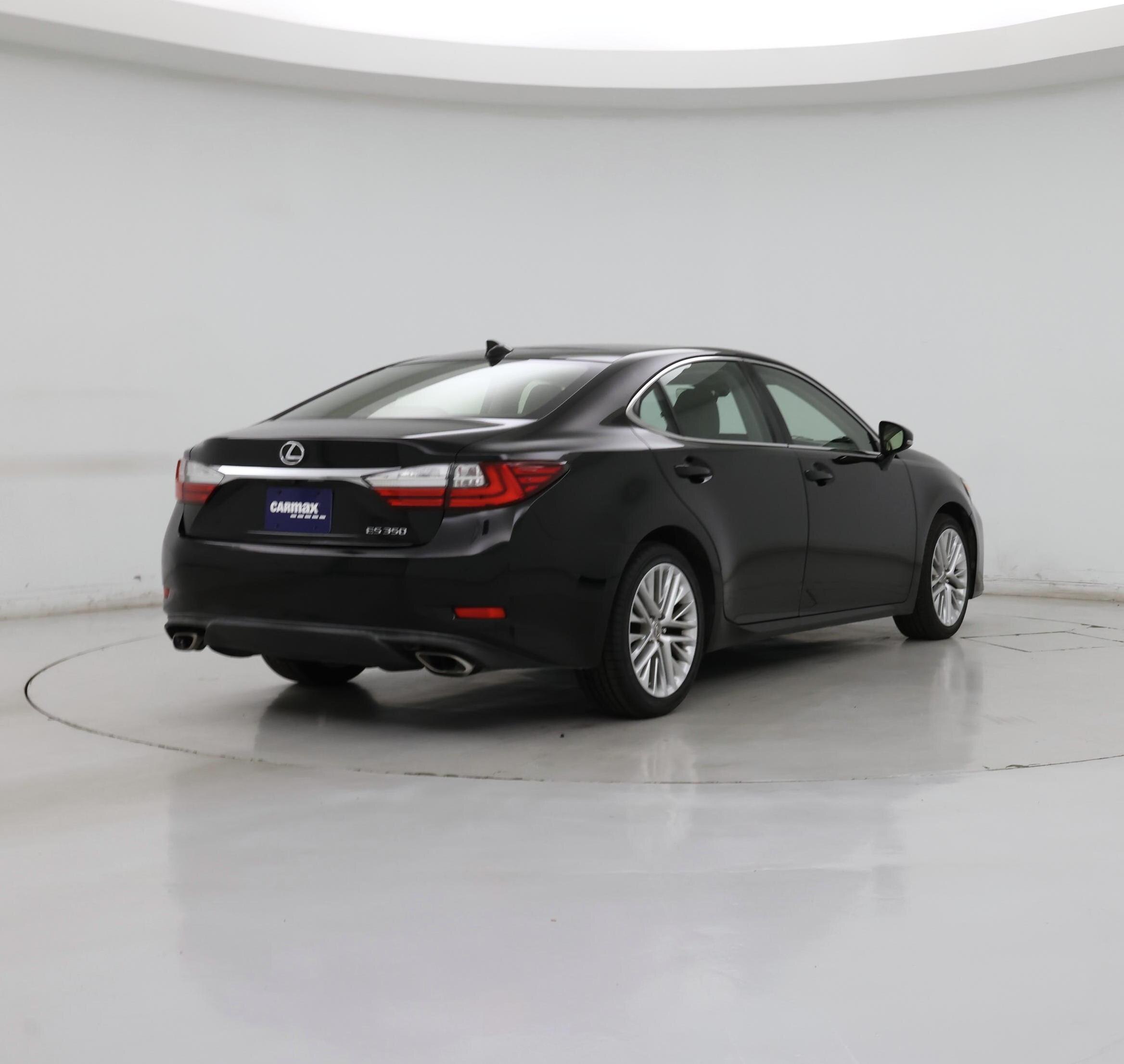 Thumbnail: 2016 Lexus ES - 8