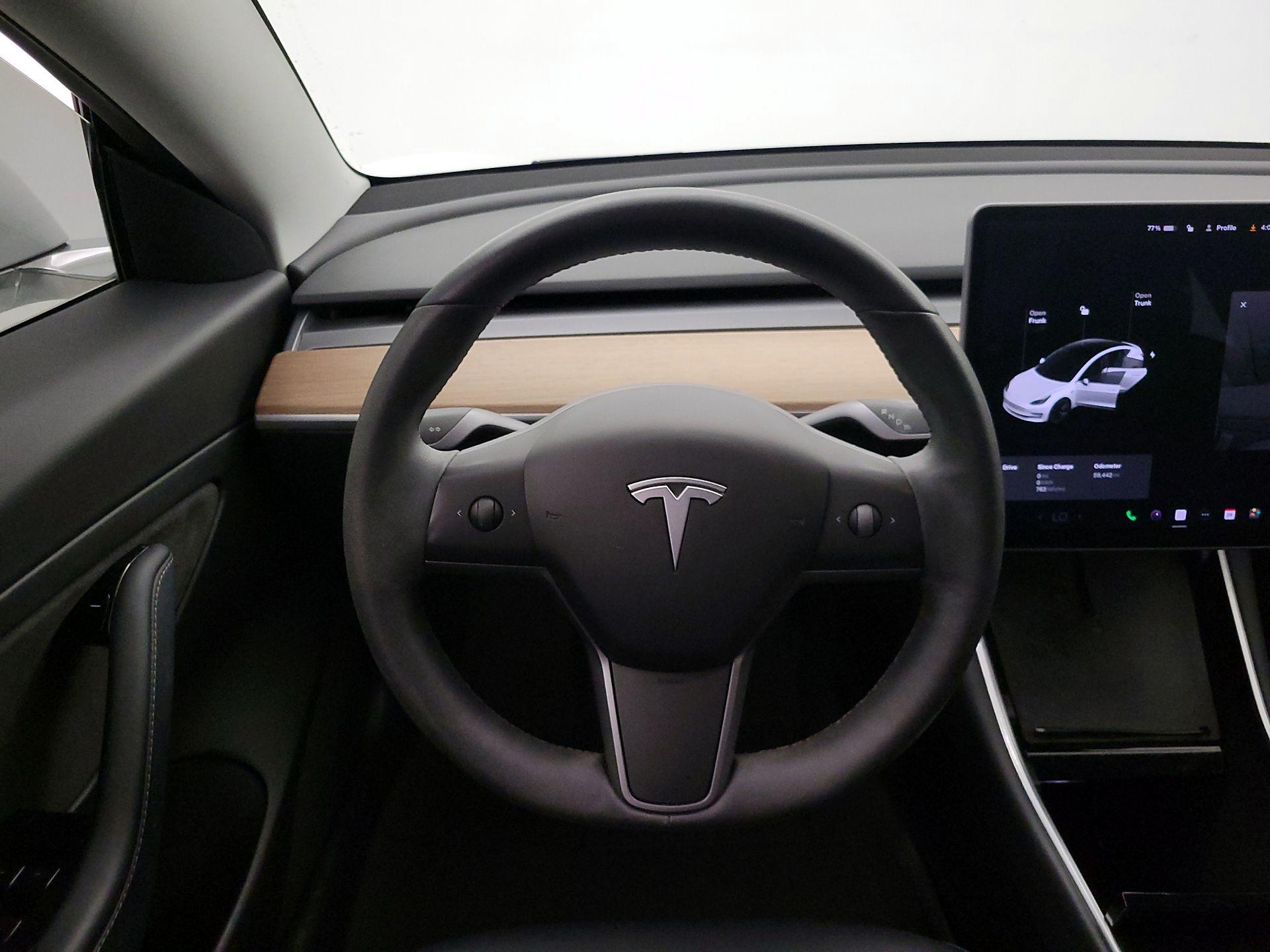 Thumbnail: 2020 Tesla Model 3 - 10