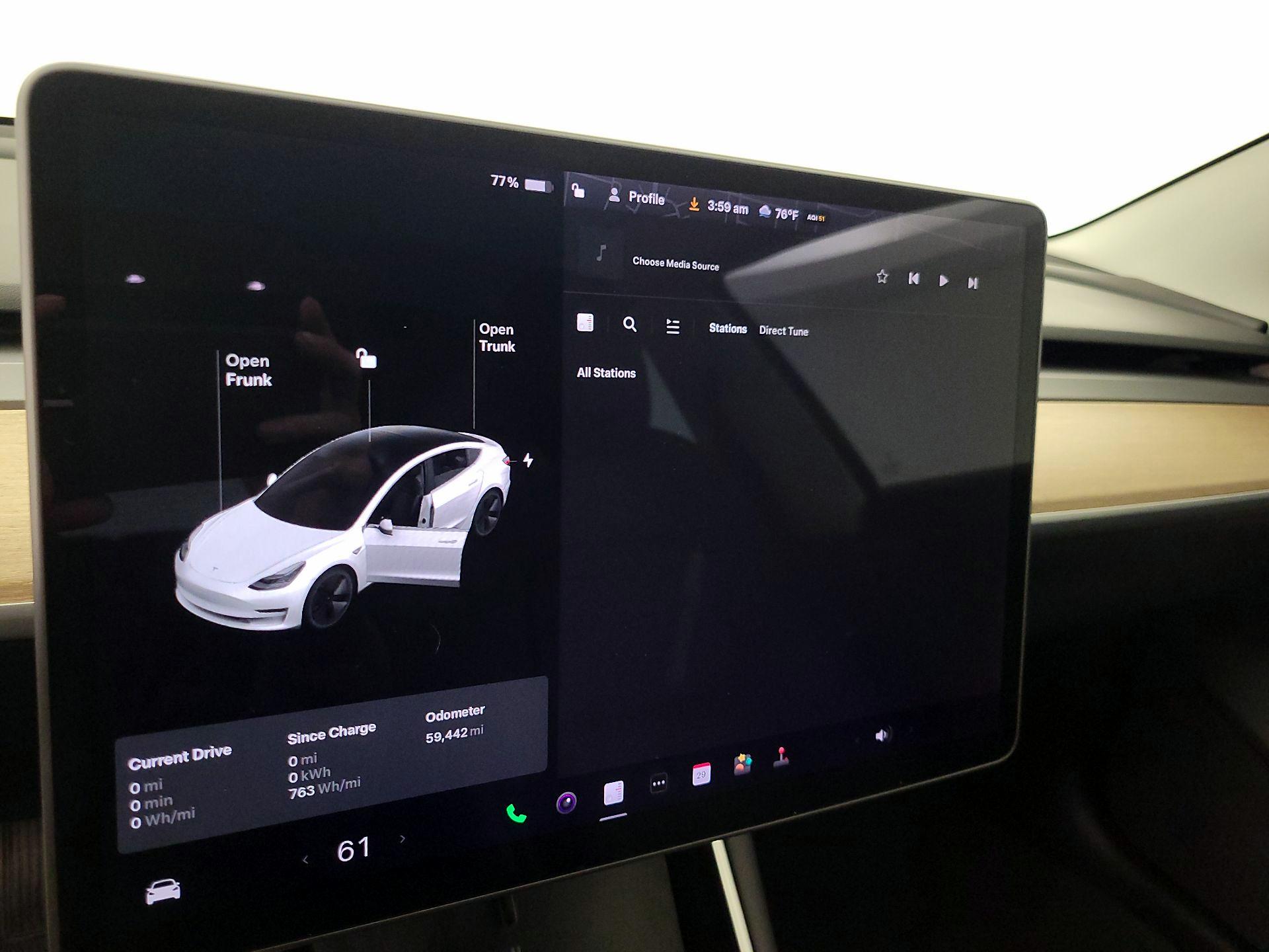 Thumbnail: 2020 Tesla Model 3 - 14