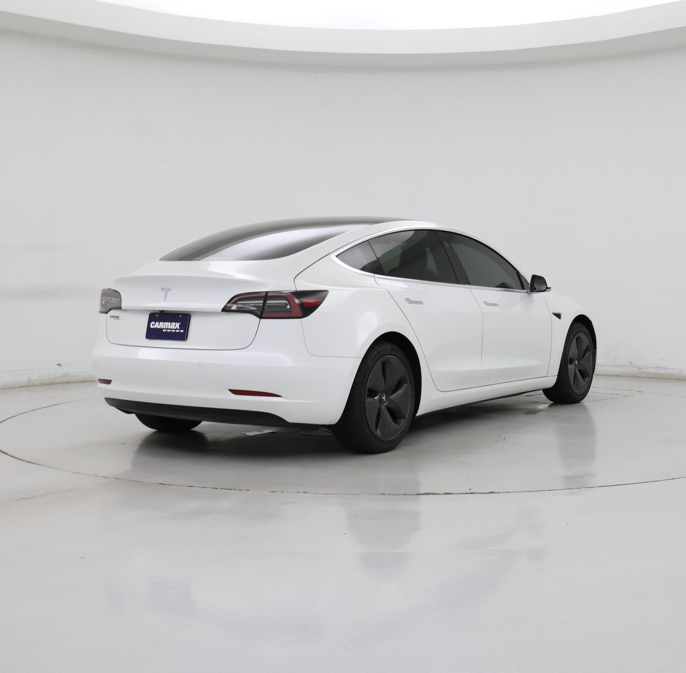 Thumbnail: 2020 Tesla Model 3 - 8
