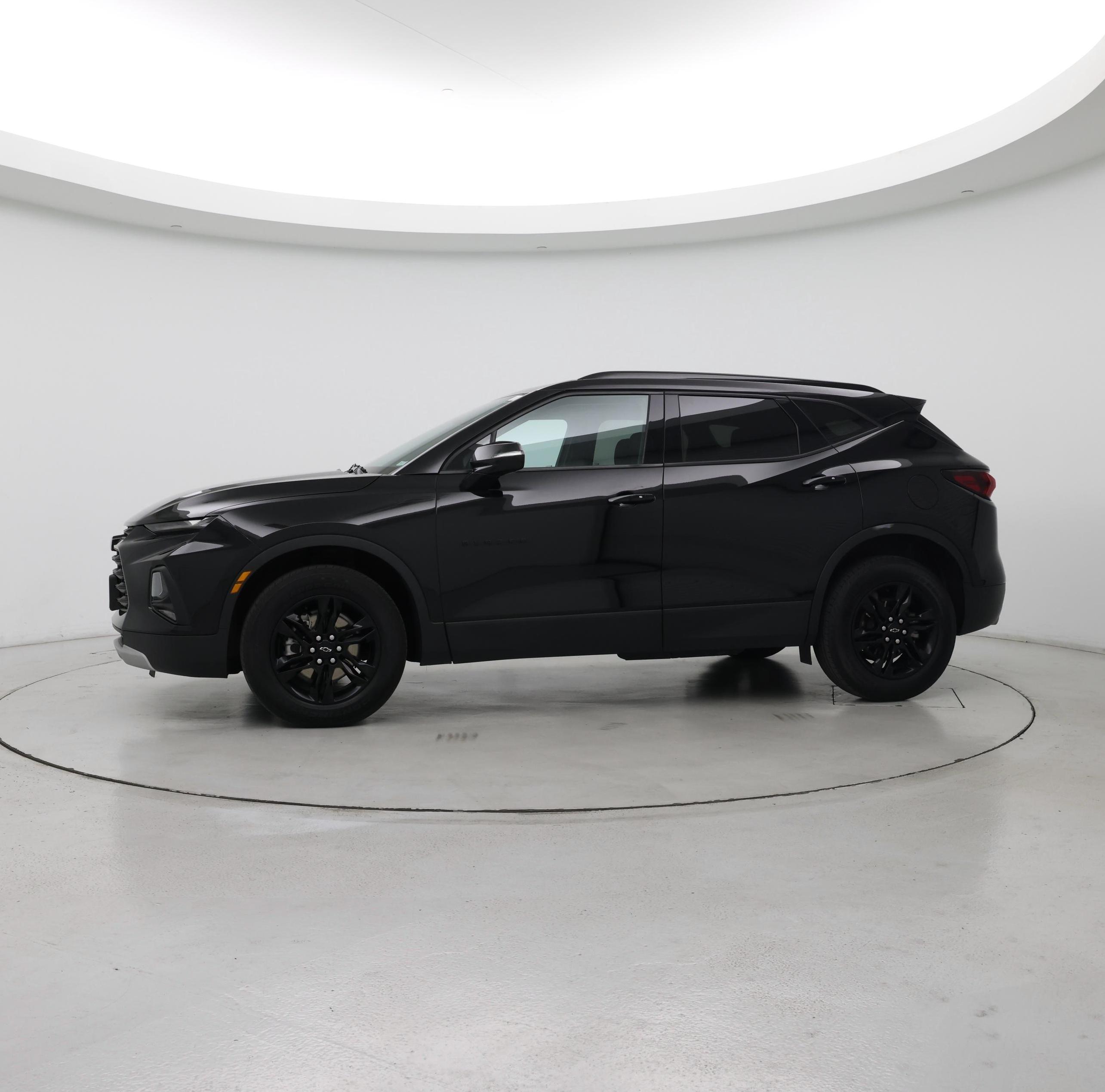 Thumbnail: 2022 Chevrolet Blazer - 3