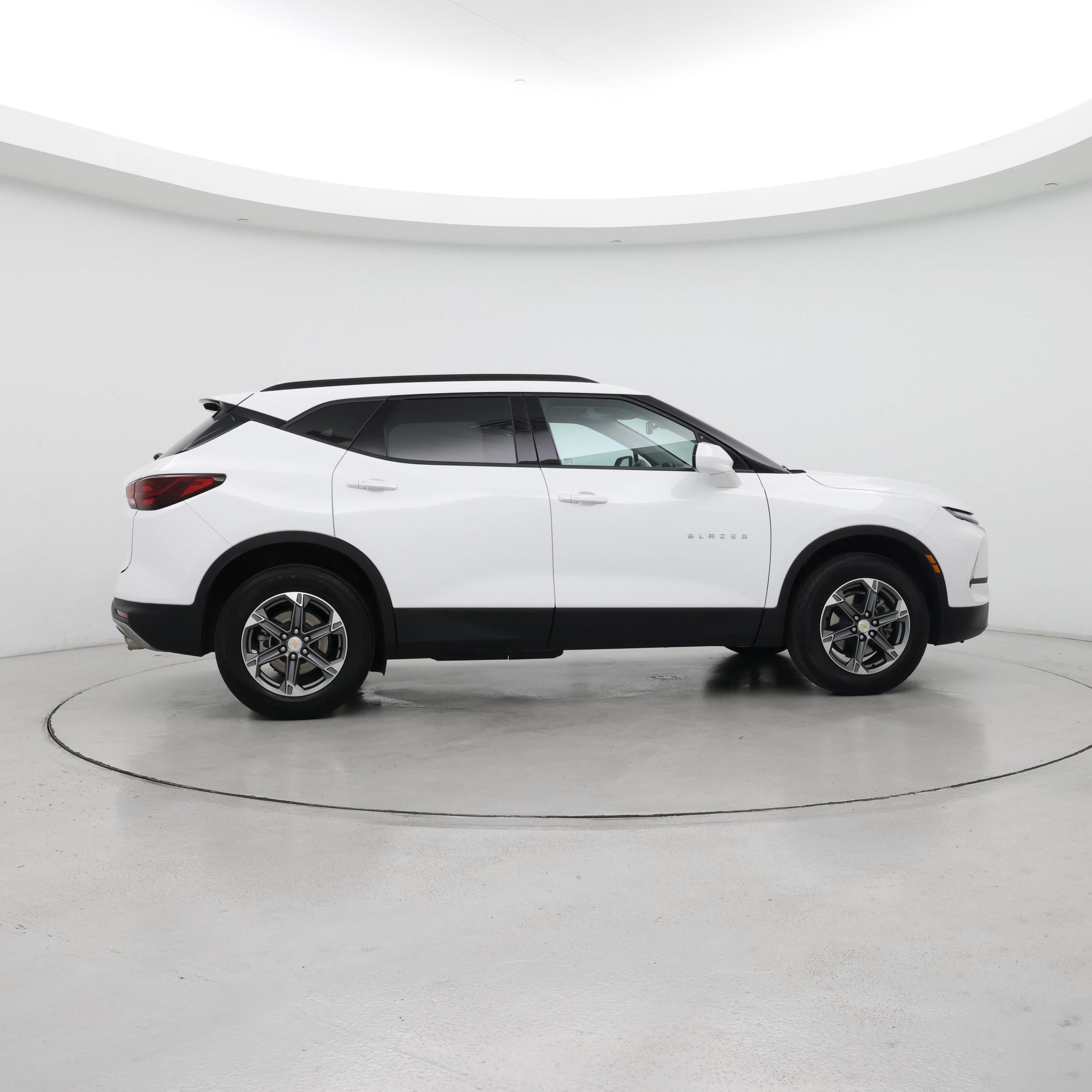 Thumbnail: 2023 Chevrolet Blazer - 7