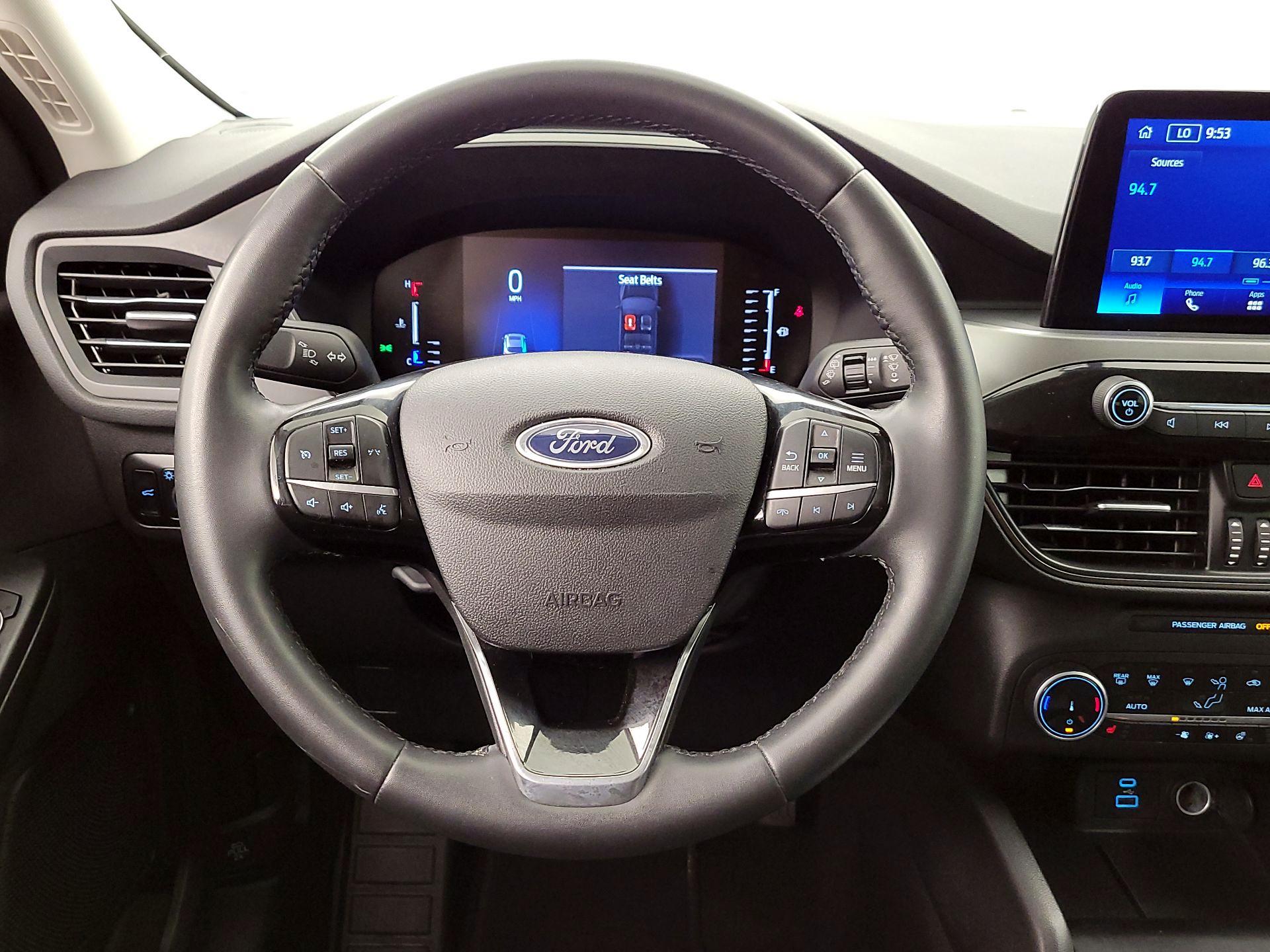 Thumbnail: 2023 Ford Escape - 10