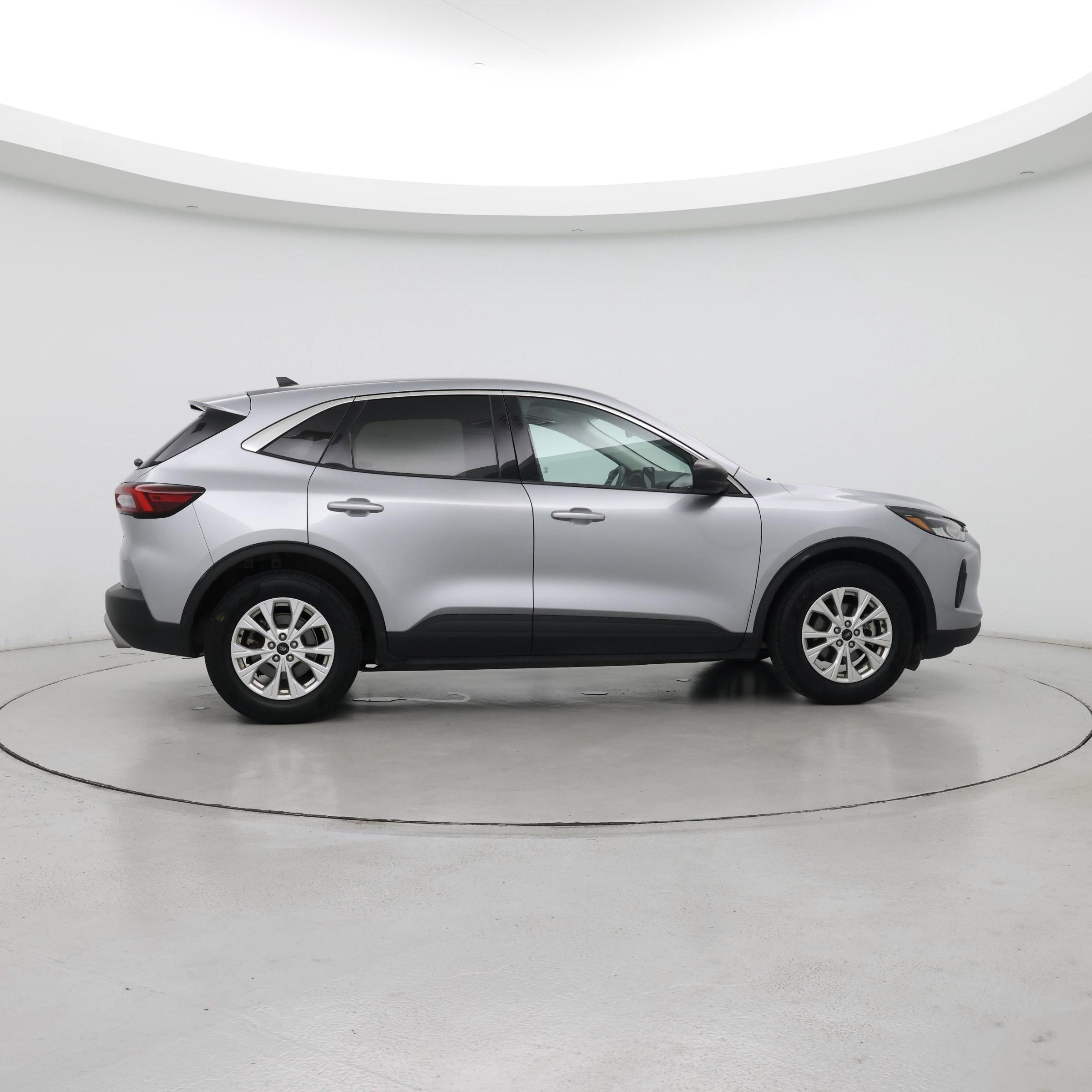 Thumbnail: 2023 Ford Escape - 7