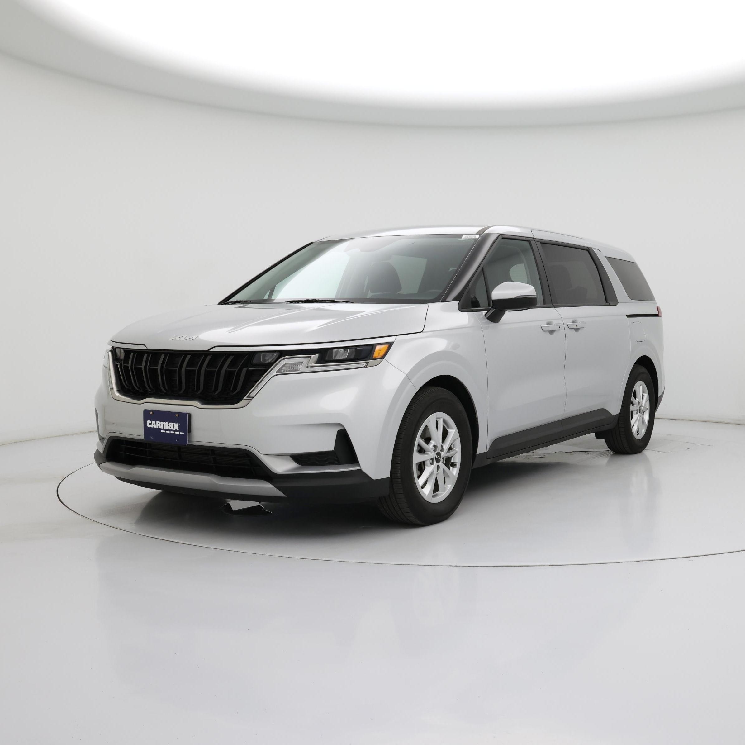 Thumbnail: 2023 Kia Carnival - 4