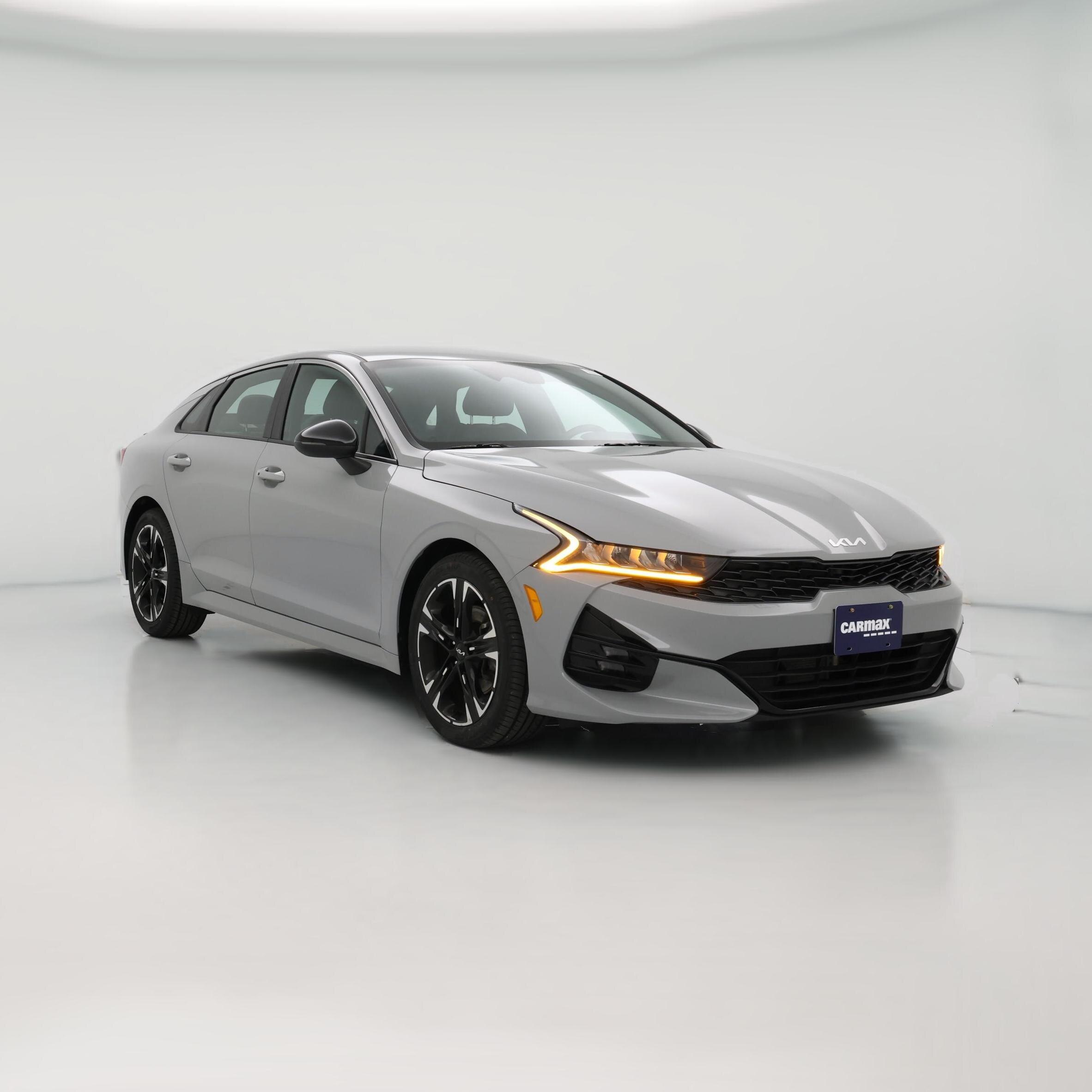 Thumbnail: 2022 Kia K5 - 1