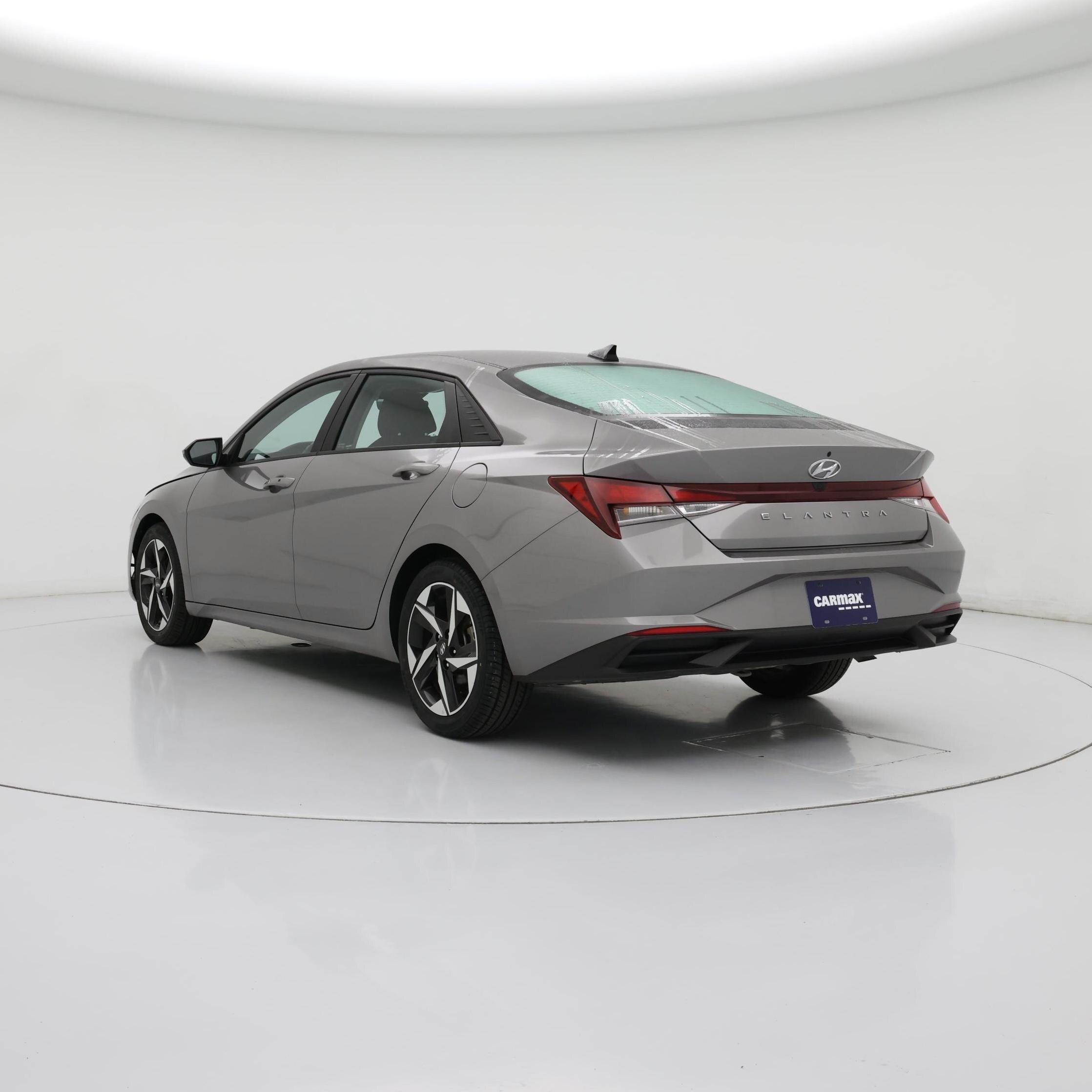 Thumbnail: 2023 Hyundai Elantra - 2