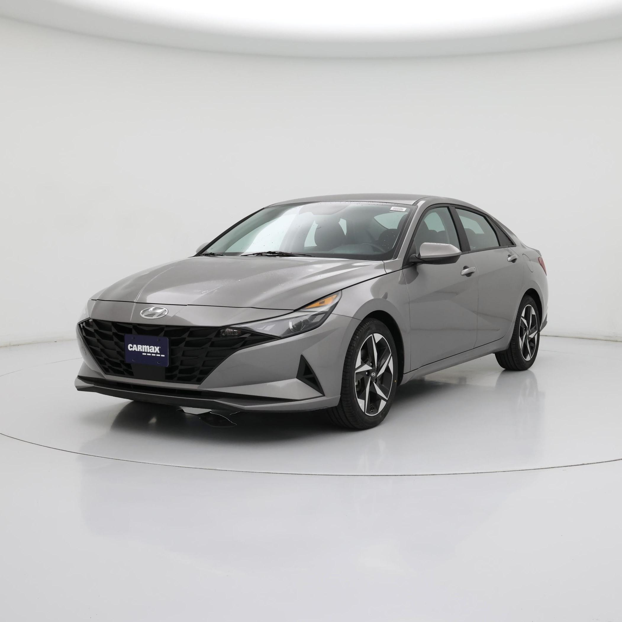 Thumbnail: 2023 Hyundai Elantra - 4