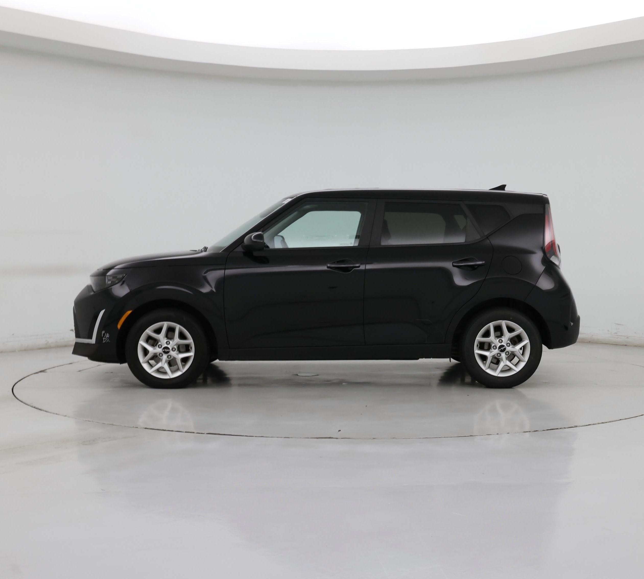 Thumbnail: 2023 Kia Soul - 3