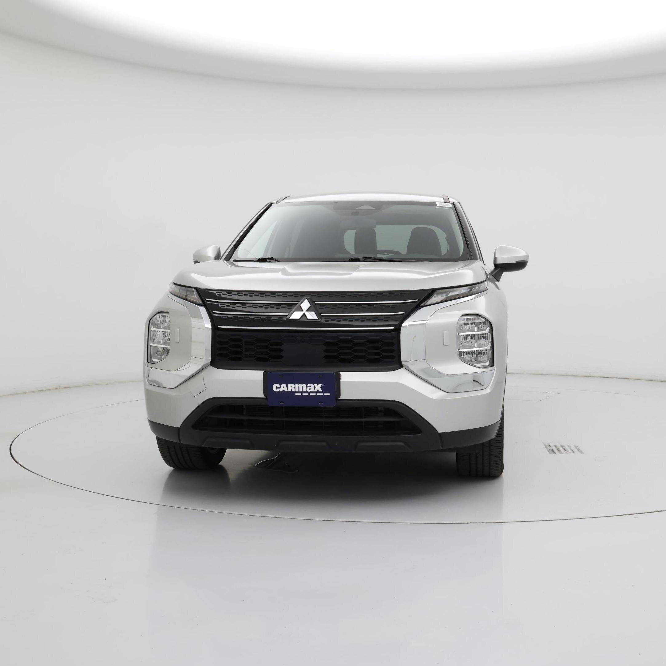 Thumbnail: 2022 Mitsubishi Outlander - 5