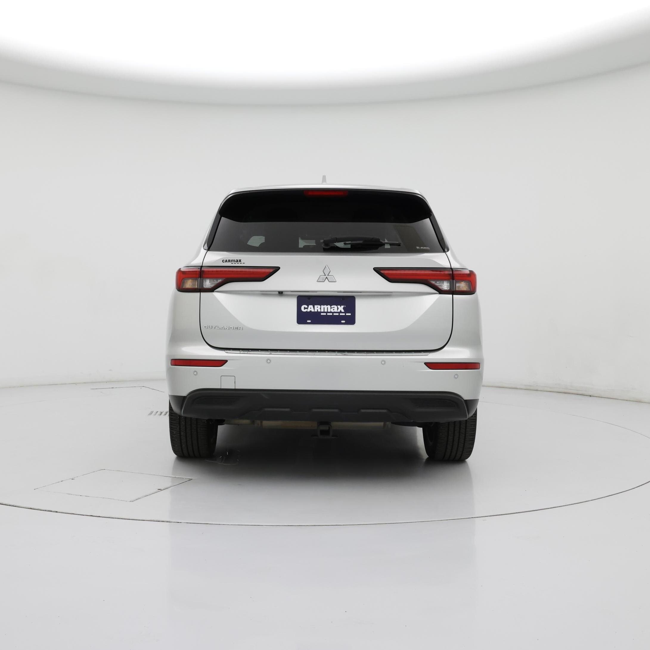 Thumbnail: 2022 Mitsubishi Outlander - 6