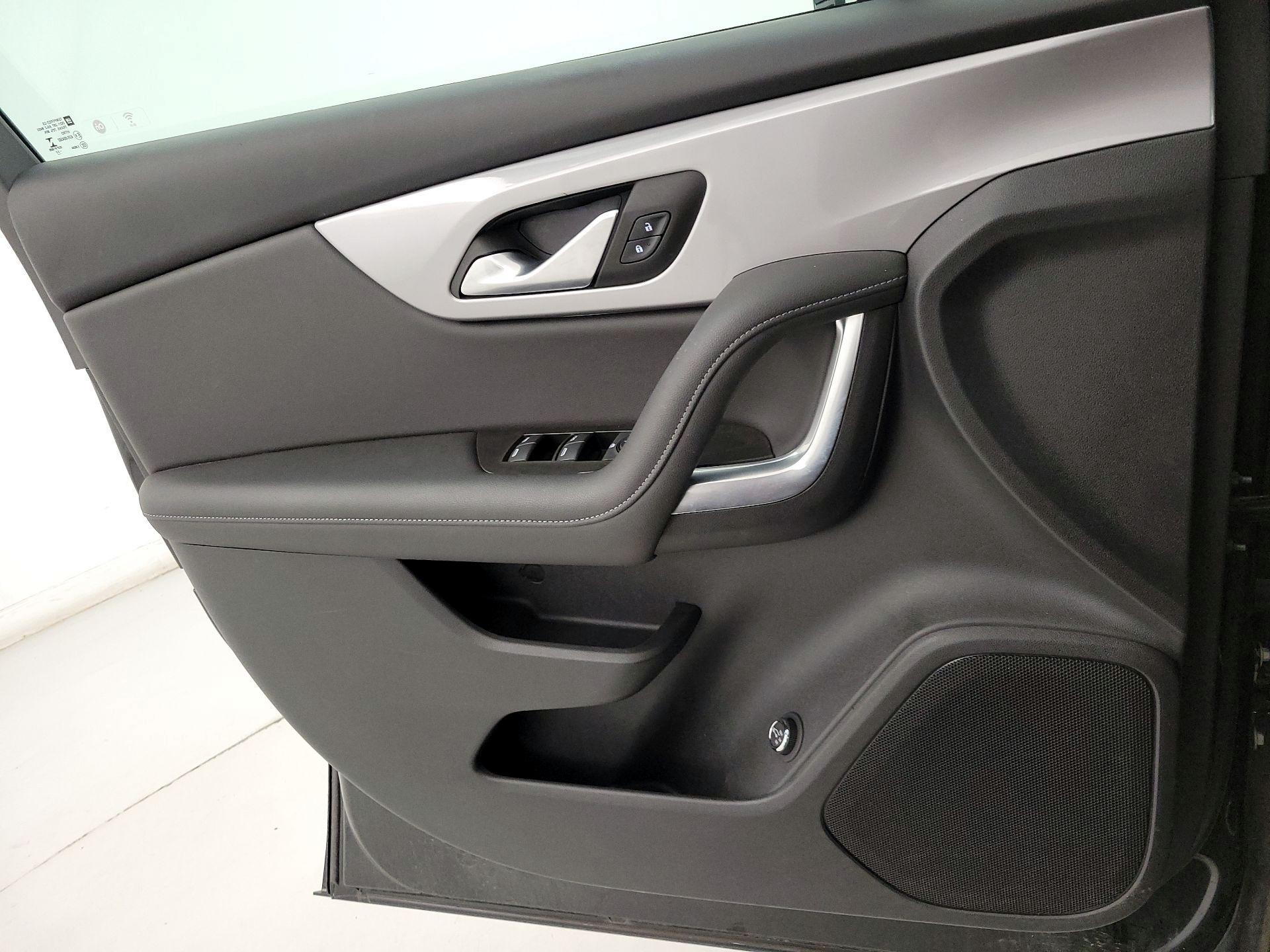 Thumbnail: 2022 Chevrolet Blazer - 12