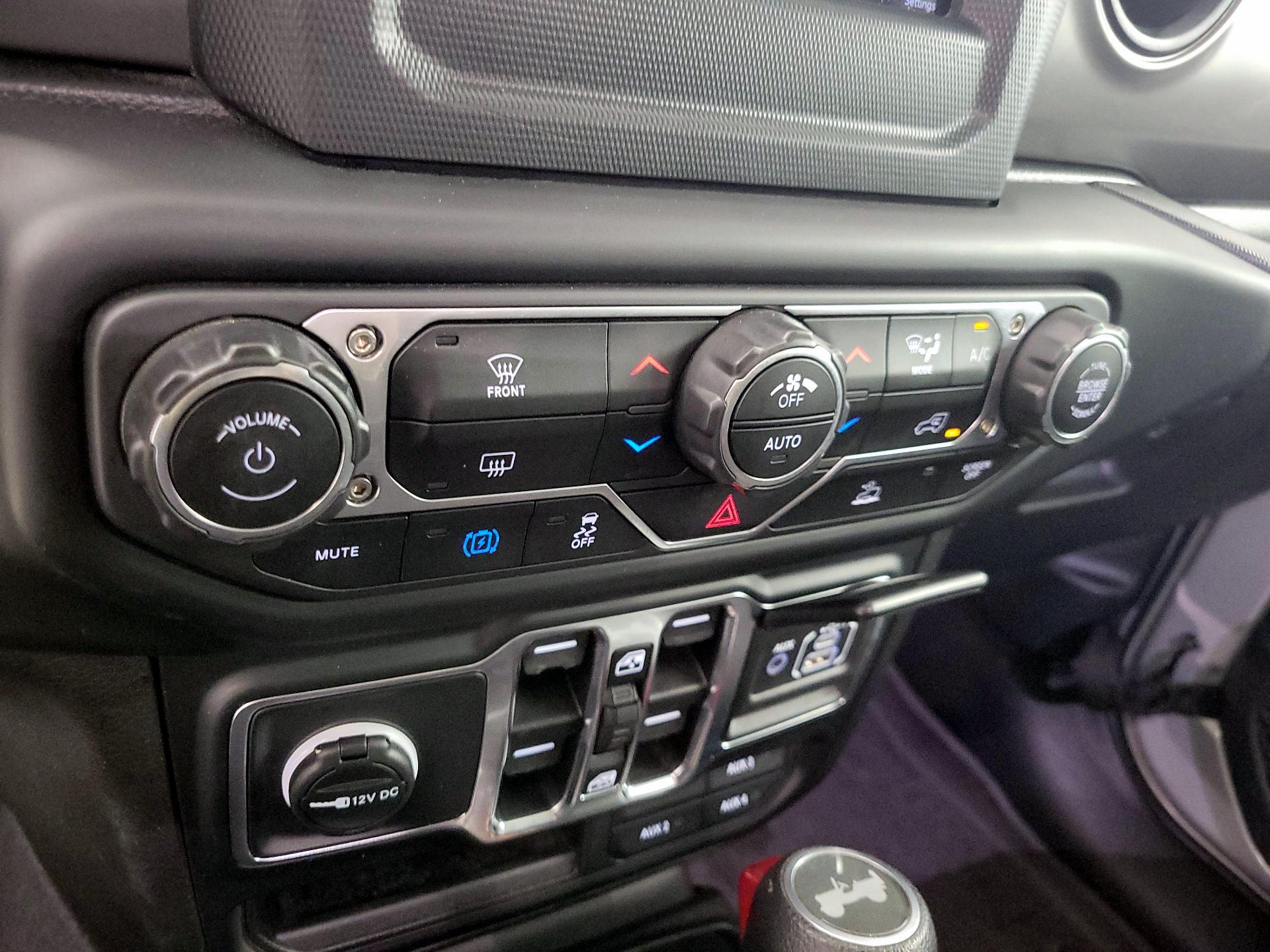 Thumbnail: 2023 Jeep Wrangler - 16