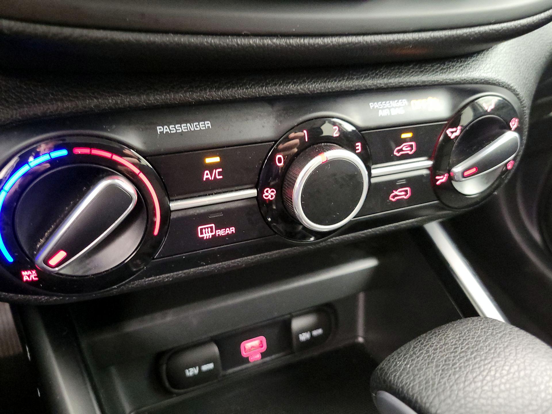 Thumbnail: 2021 Kia Soul - 16