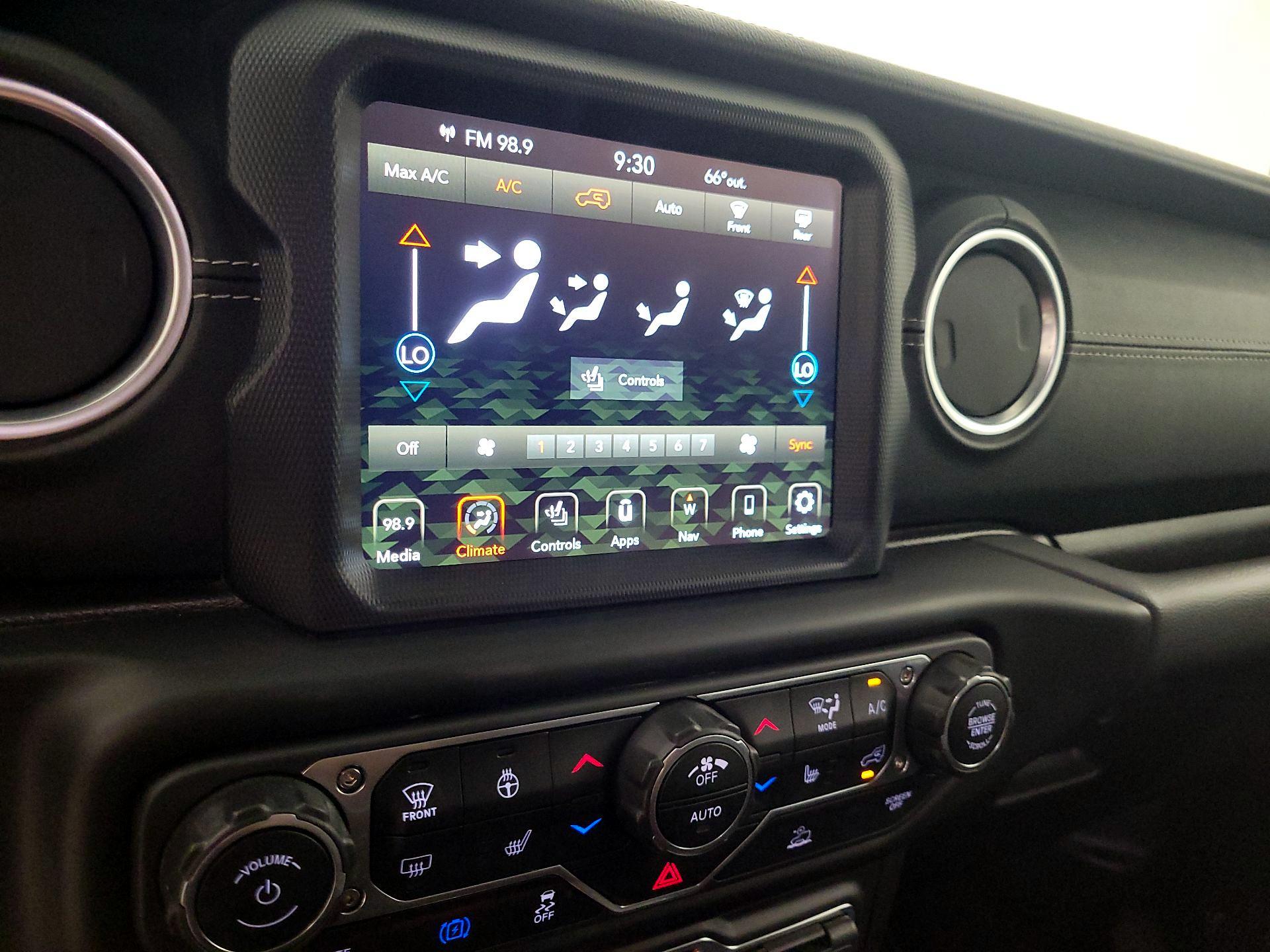 Thumbnail: 2023 Jeep Wrangler - 17