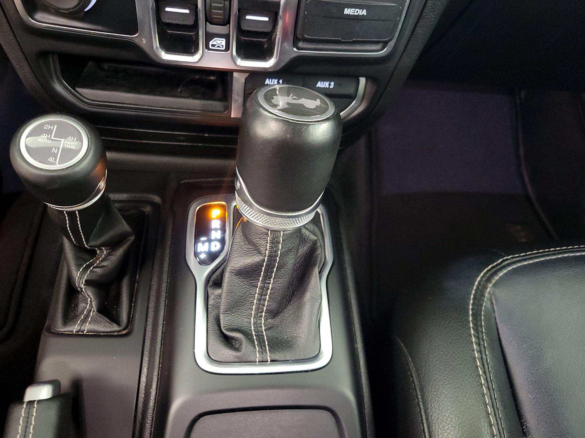 Thumbnail: 2023 Jeep Wrangler - 18