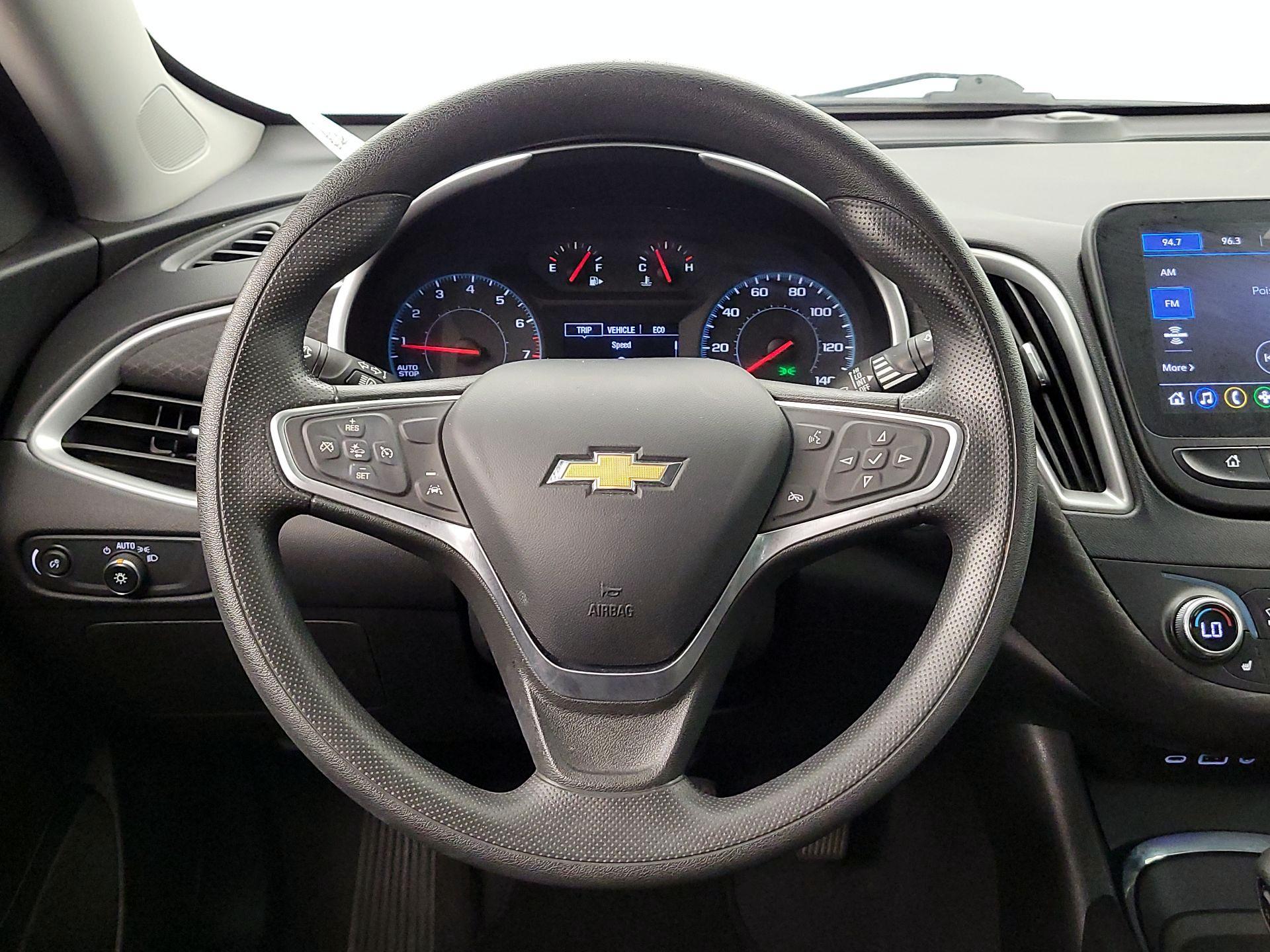 Thumbnail: 2023 Chevrolet Malibu - 10