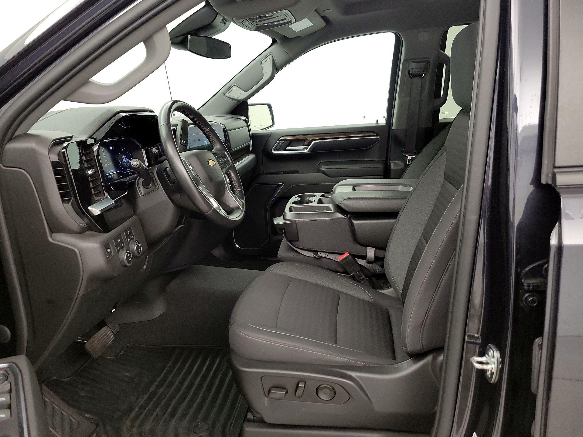 Thumbnail: 2022 Chevrolet Silverado 1500 - 11