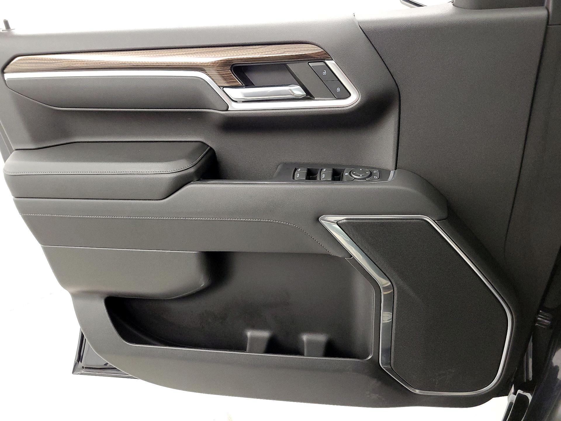 Thumbnail: 2022 Chevrolet Silverado 1500 - 12