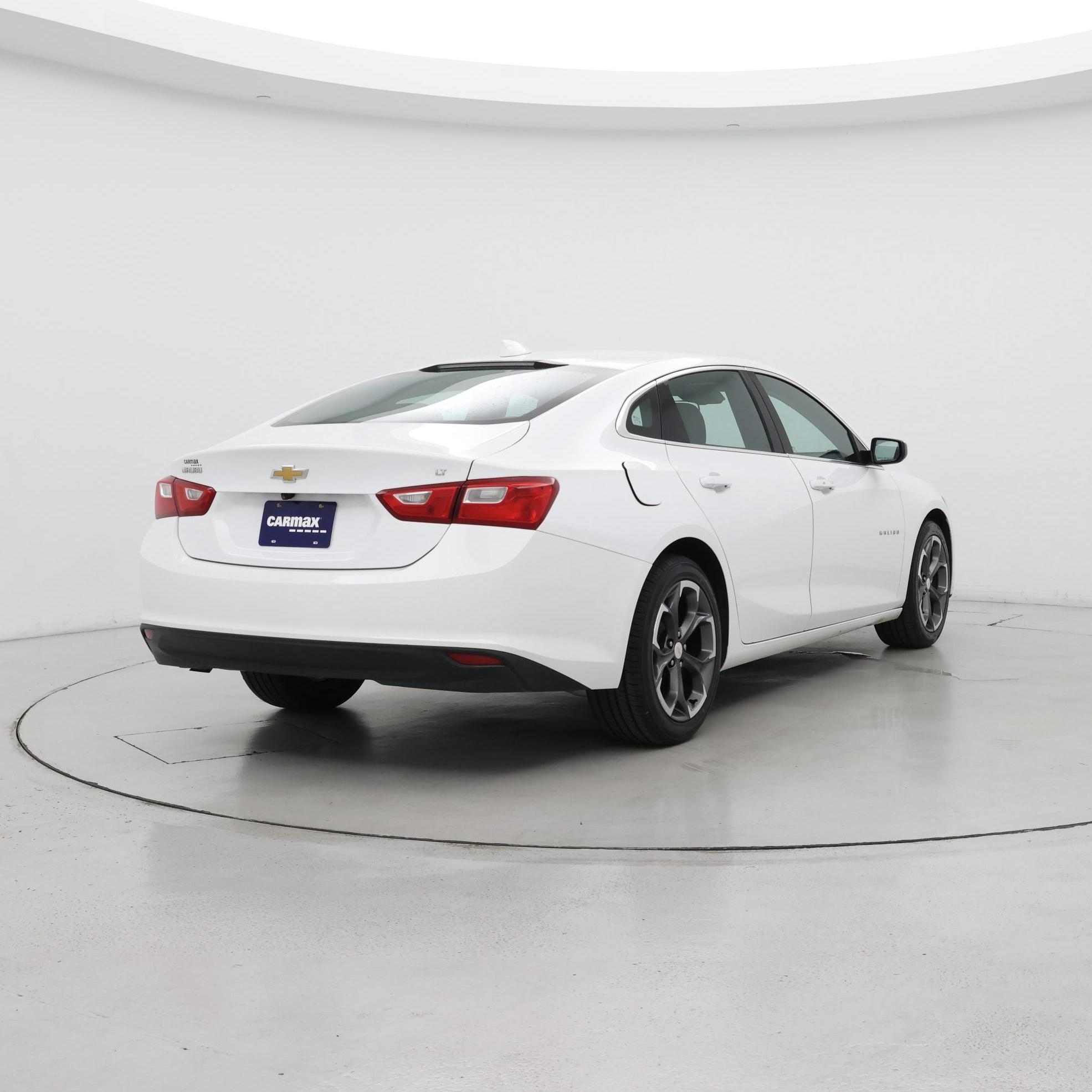 Thumbnail: 2023 Chevrolet Malibu - 8