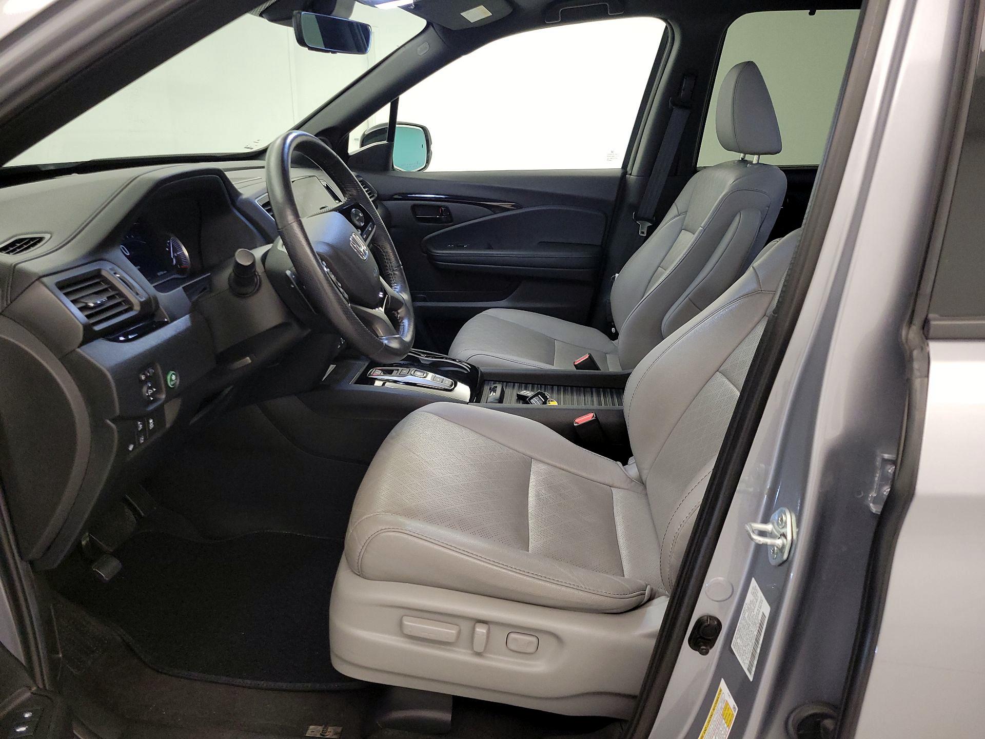 Thumbnail: 2022 Honda Passport - 11