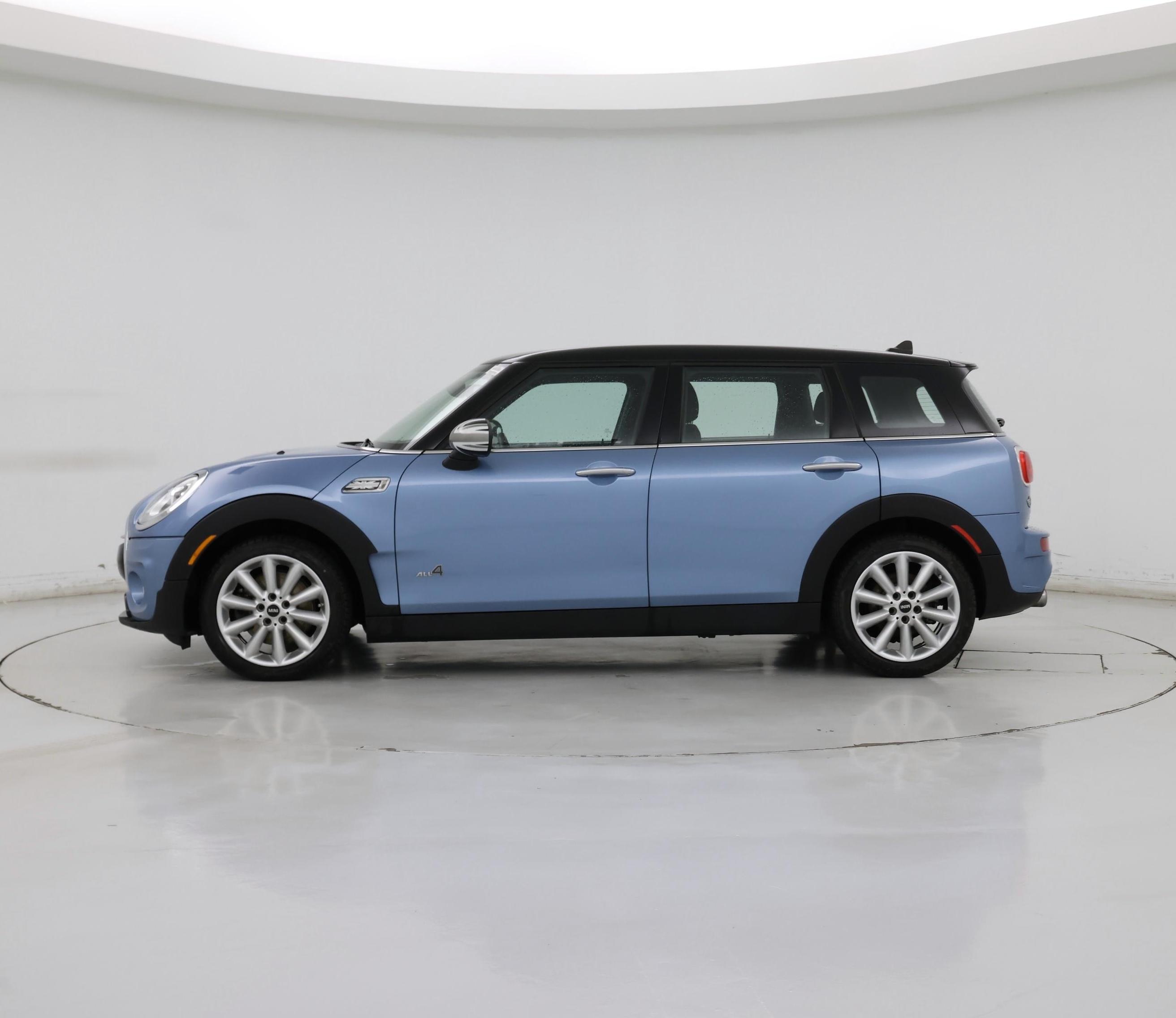 Thumbnail: 2017 MINI Cooper Clubman - 3