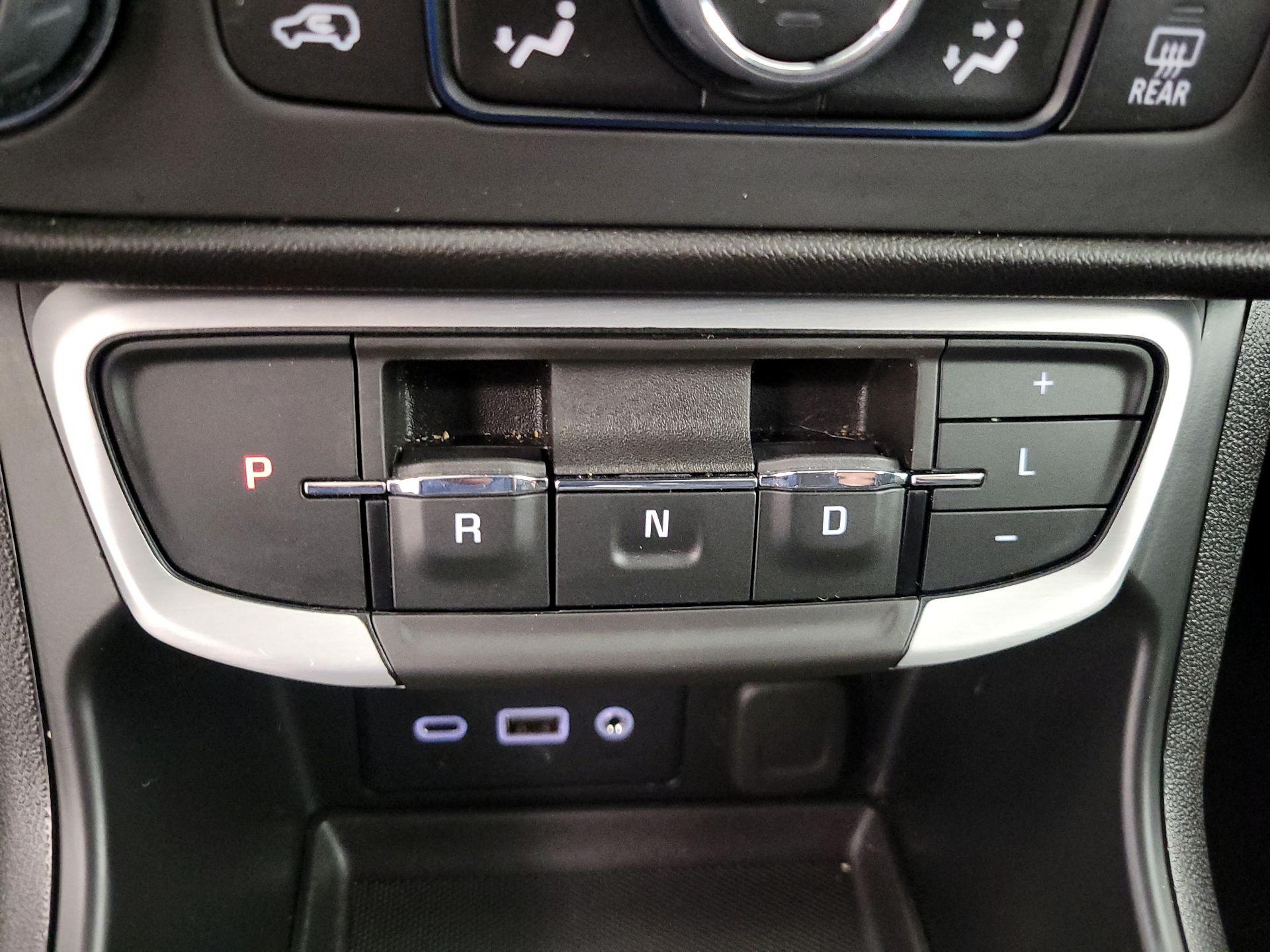 Thumbnail: 2023 GMC Terrain - 17
