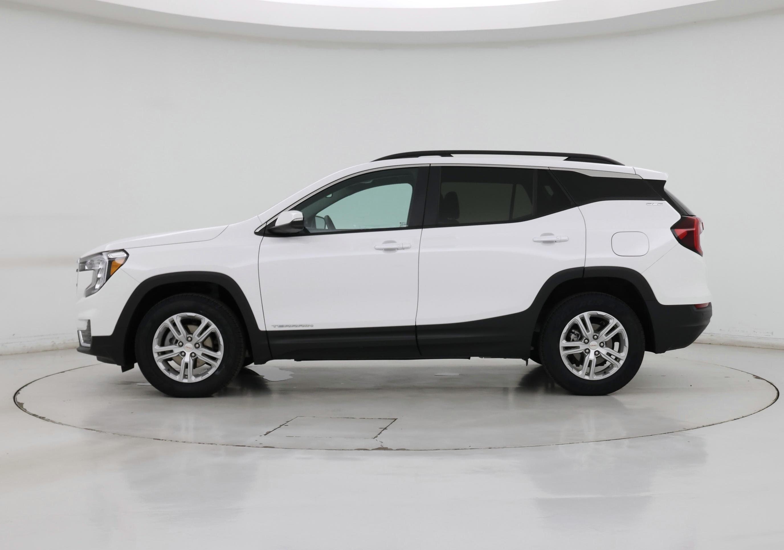 Thumbnail: 2023 GMC Terrain - 3