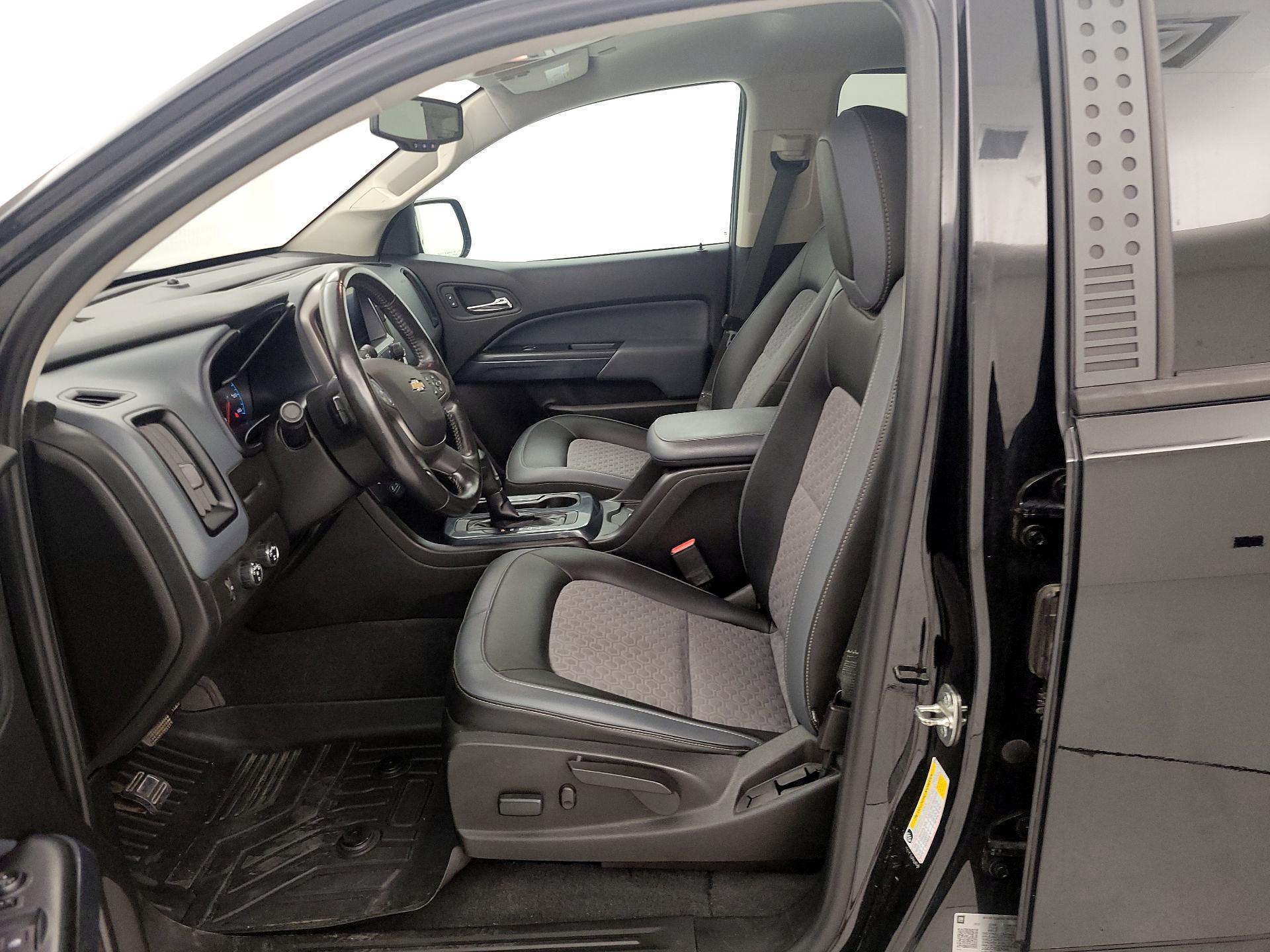 Thumbnail: 2019 Chevrolet Colorado - 11