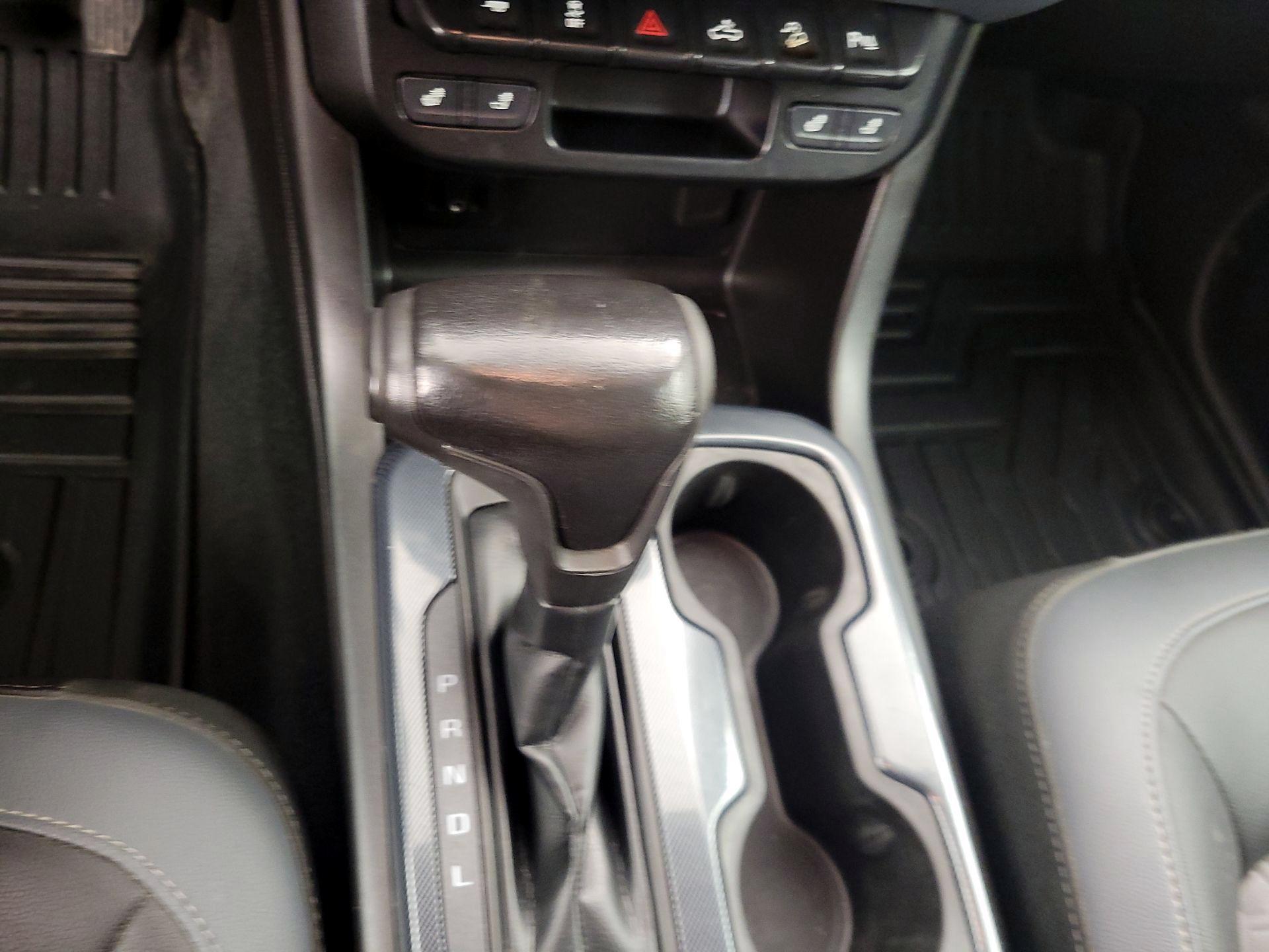 Thumbnail: 2019 Chevrolet Colorado - 17