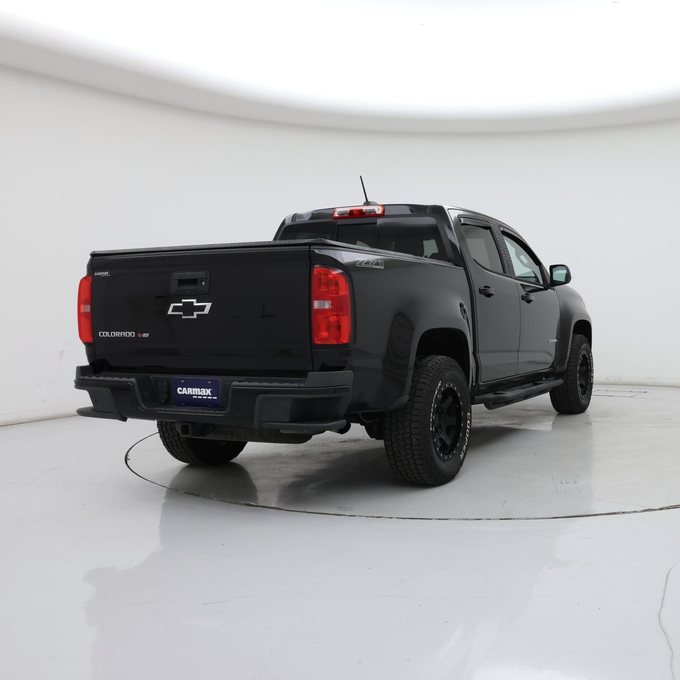 Thumbnail: 2019 Chevrolet Colorado - 8