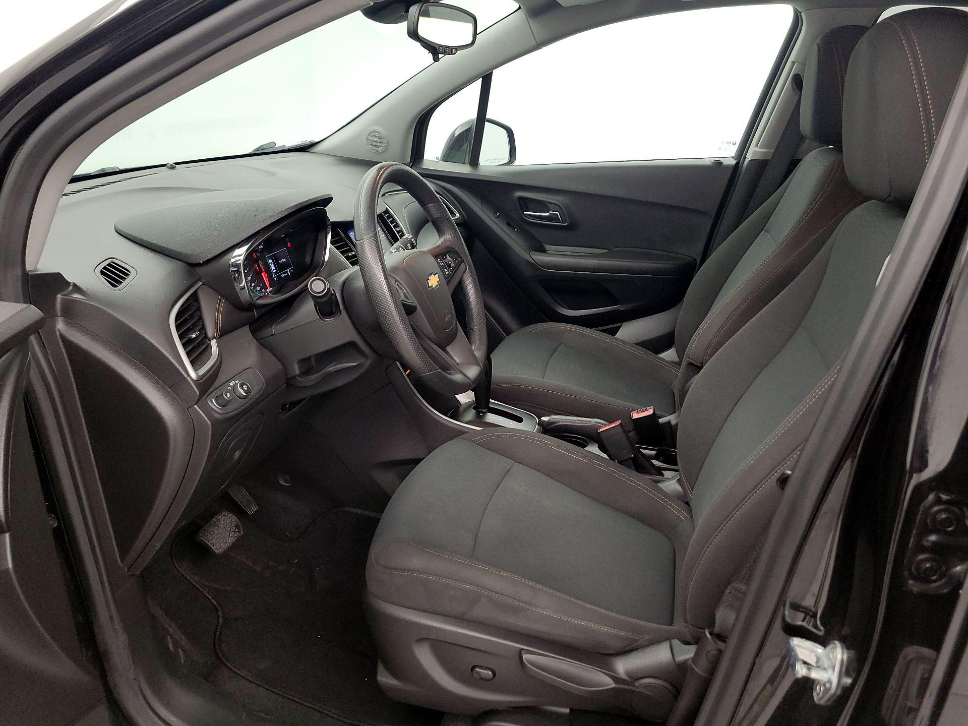 Thumbnail: 2020 Chevrolet Trax - 11