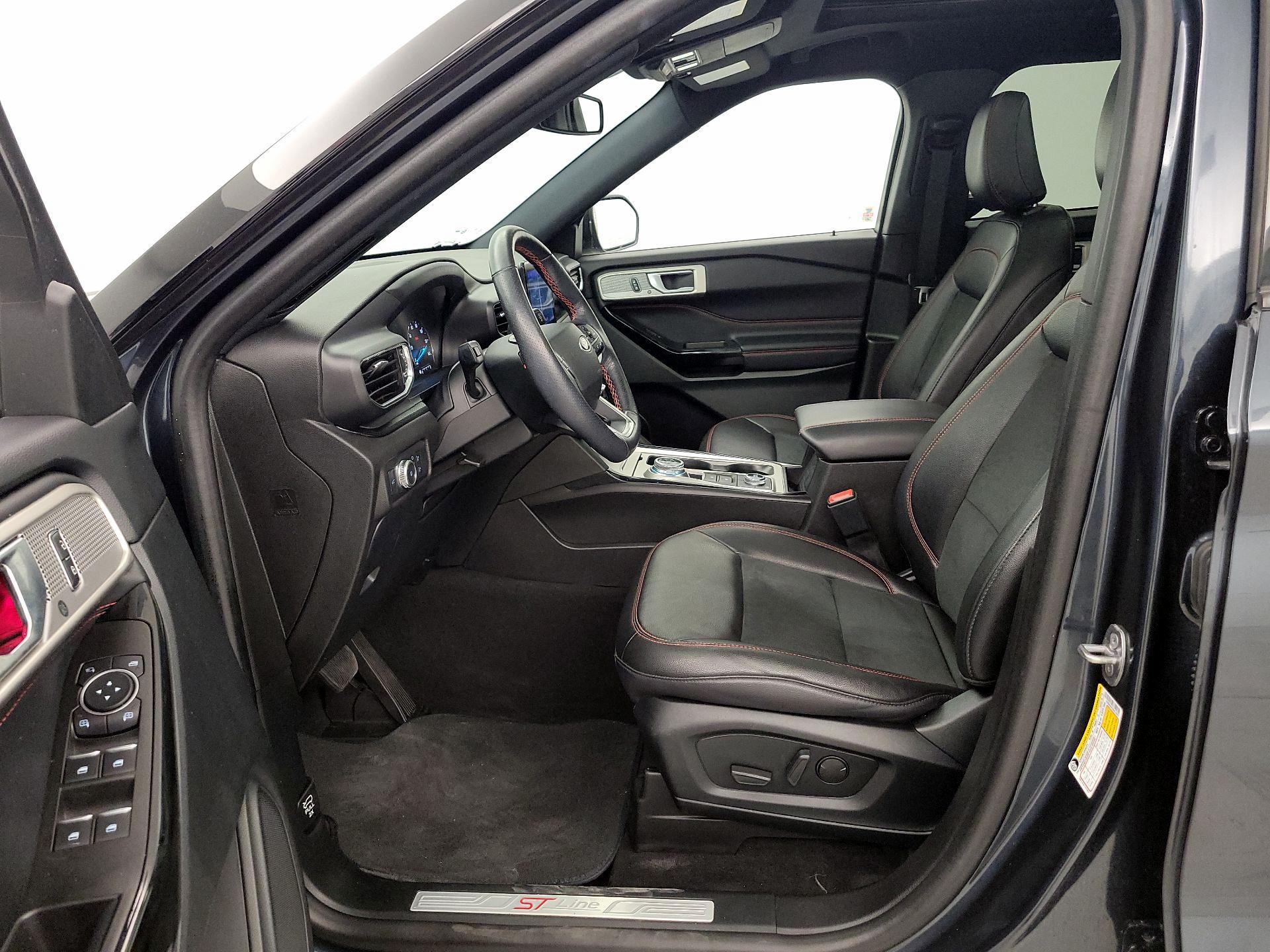 Thumbnail: 2022 Ford Explorer - 11