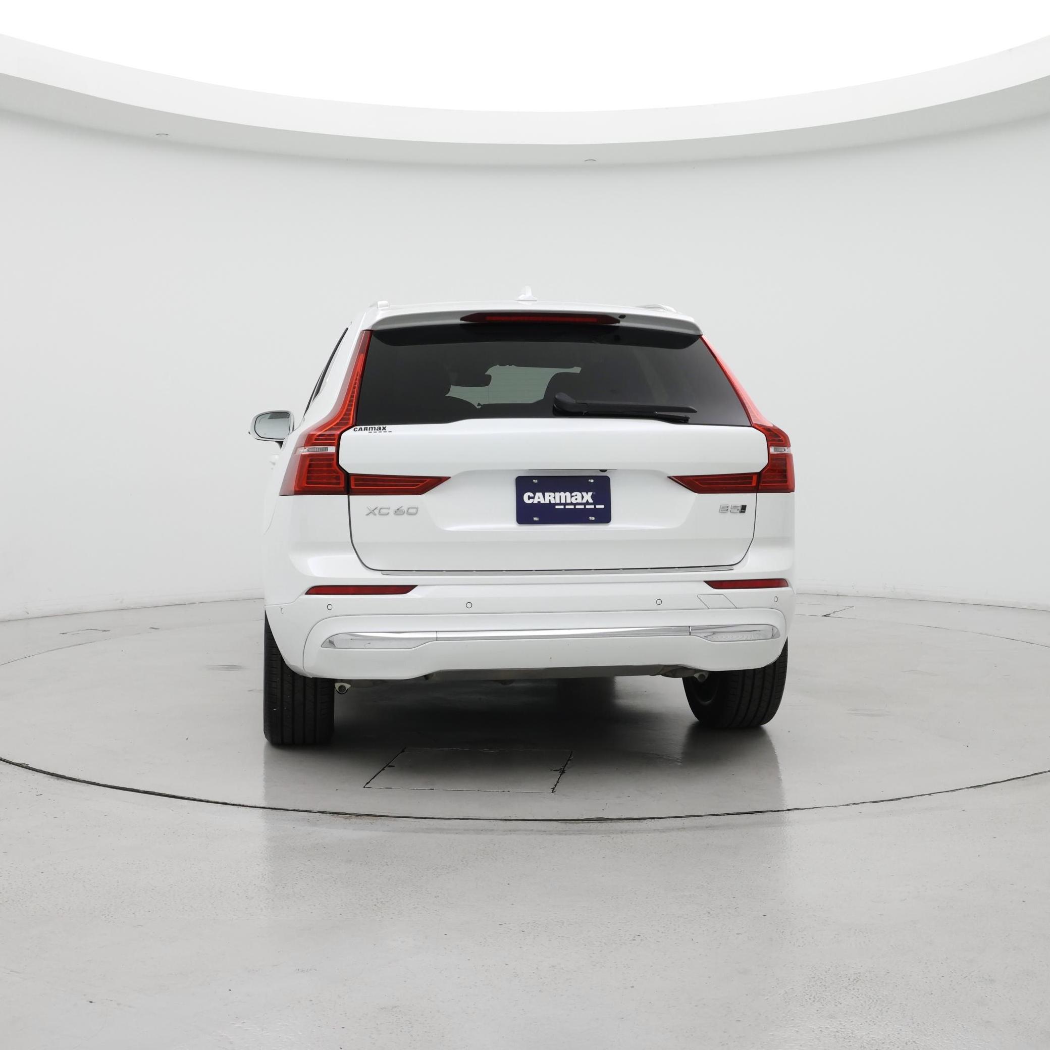Thumbnail: 2022 Volvo XC60 - 6