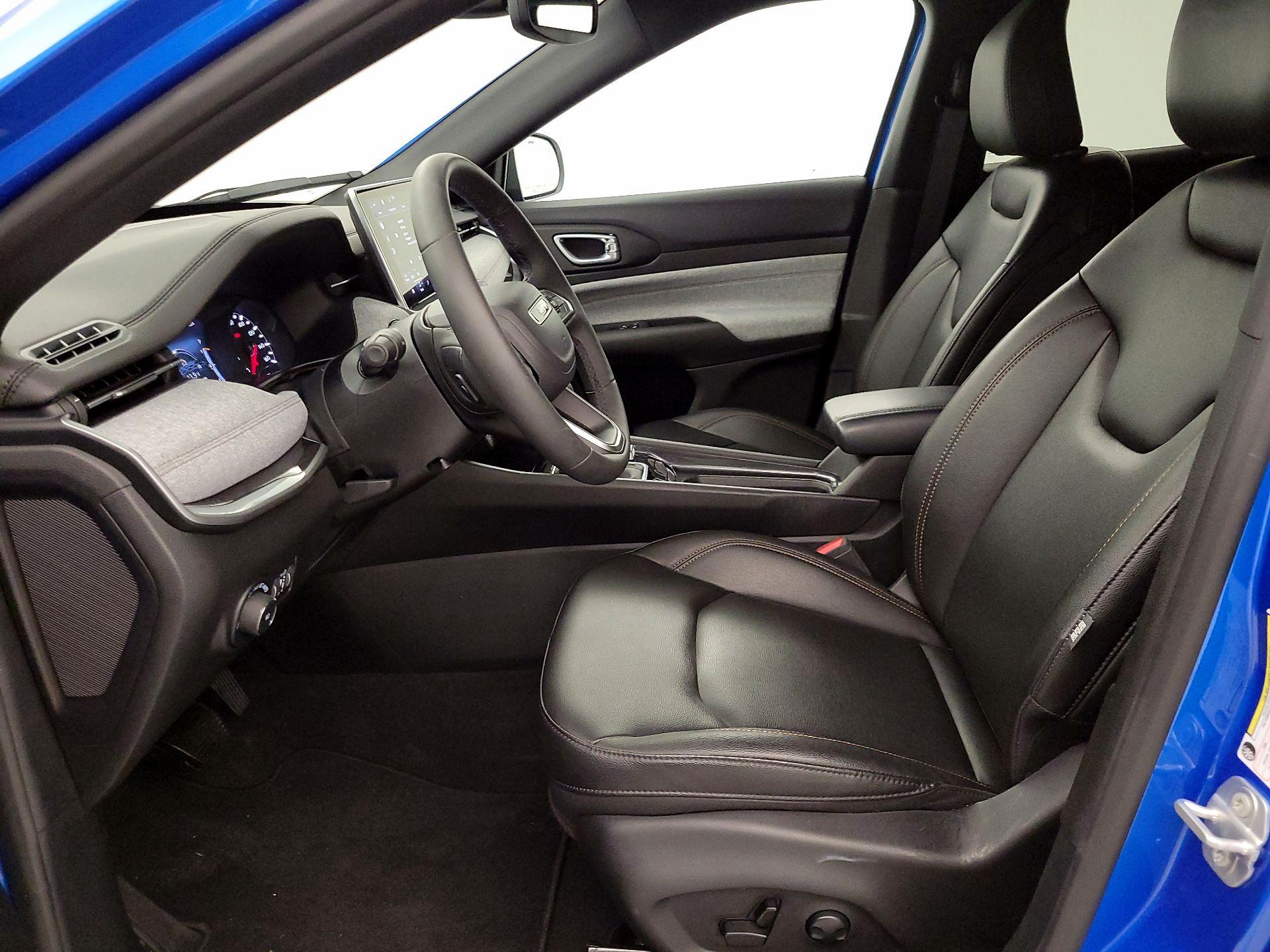 Thumbnail: 2024 Jeep Compass - 11