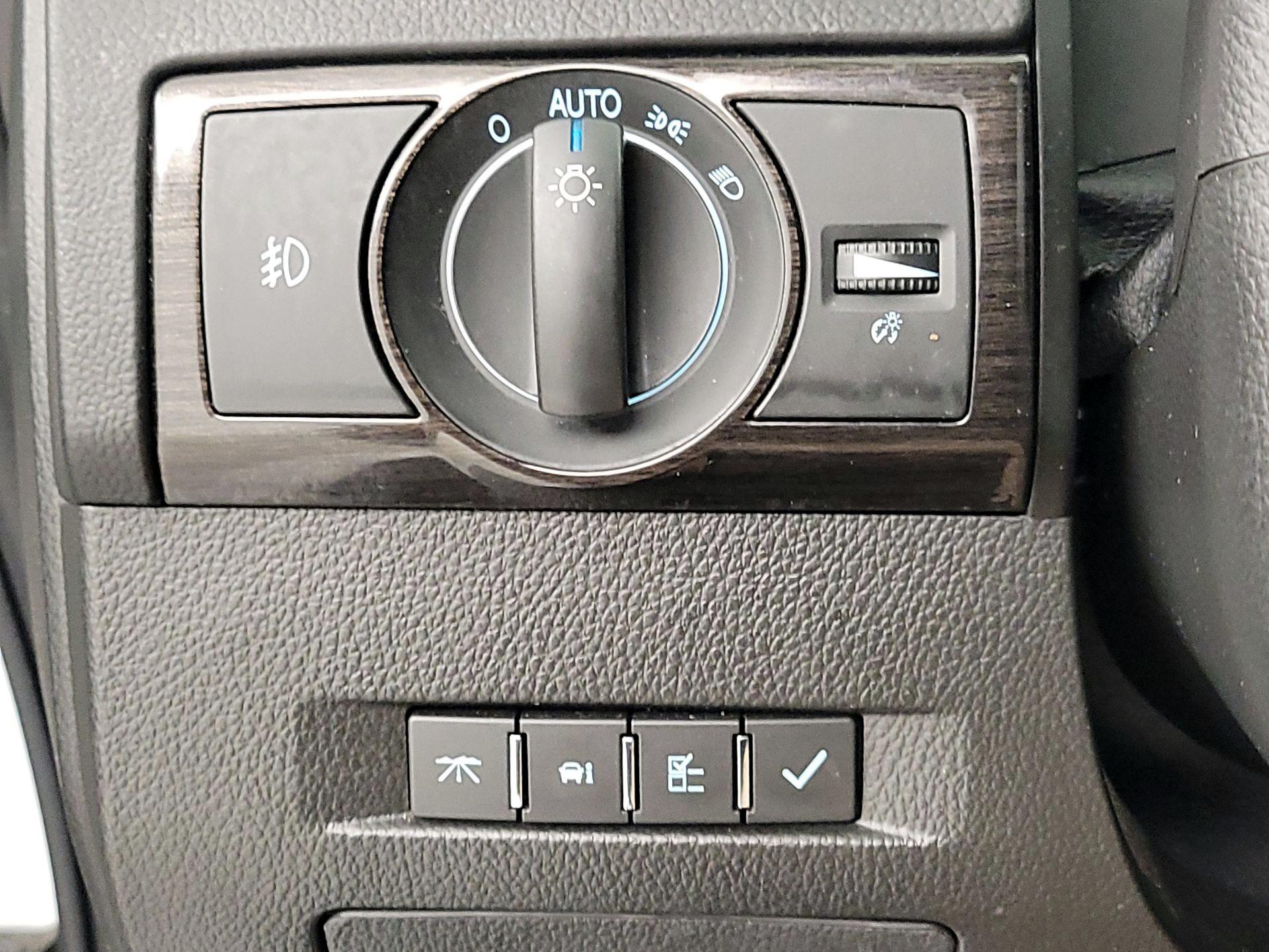Thumbnail: 2014 Chevrolet Captiva Sport - 13