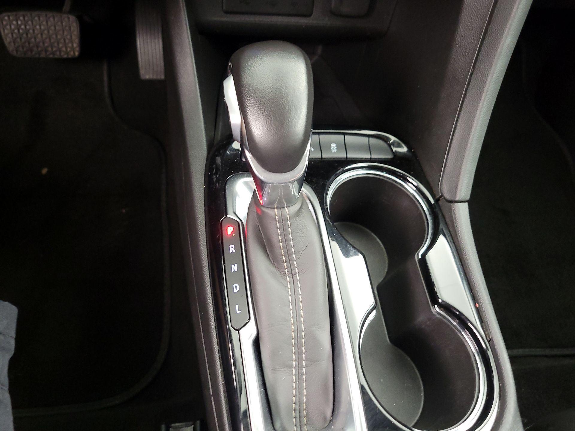 Thumbnail: 2022 Buick Encore GX - 17